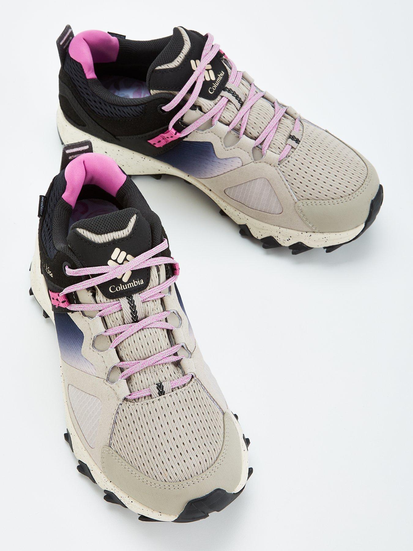 columbia-womens-peakfreak-hera-outdry-waterproof-hiking-shoes-greypinkoutfit