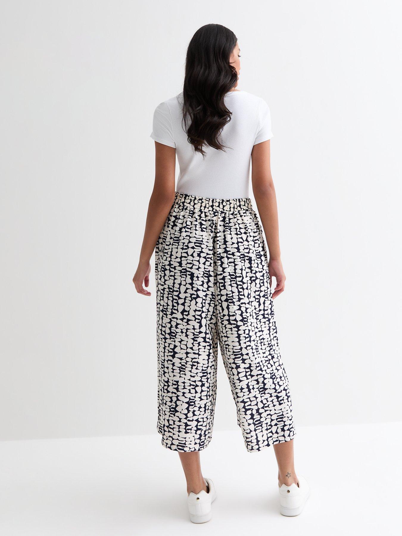 new-look-blue-abstract-print-wide-leg-crop-trousersstillFront