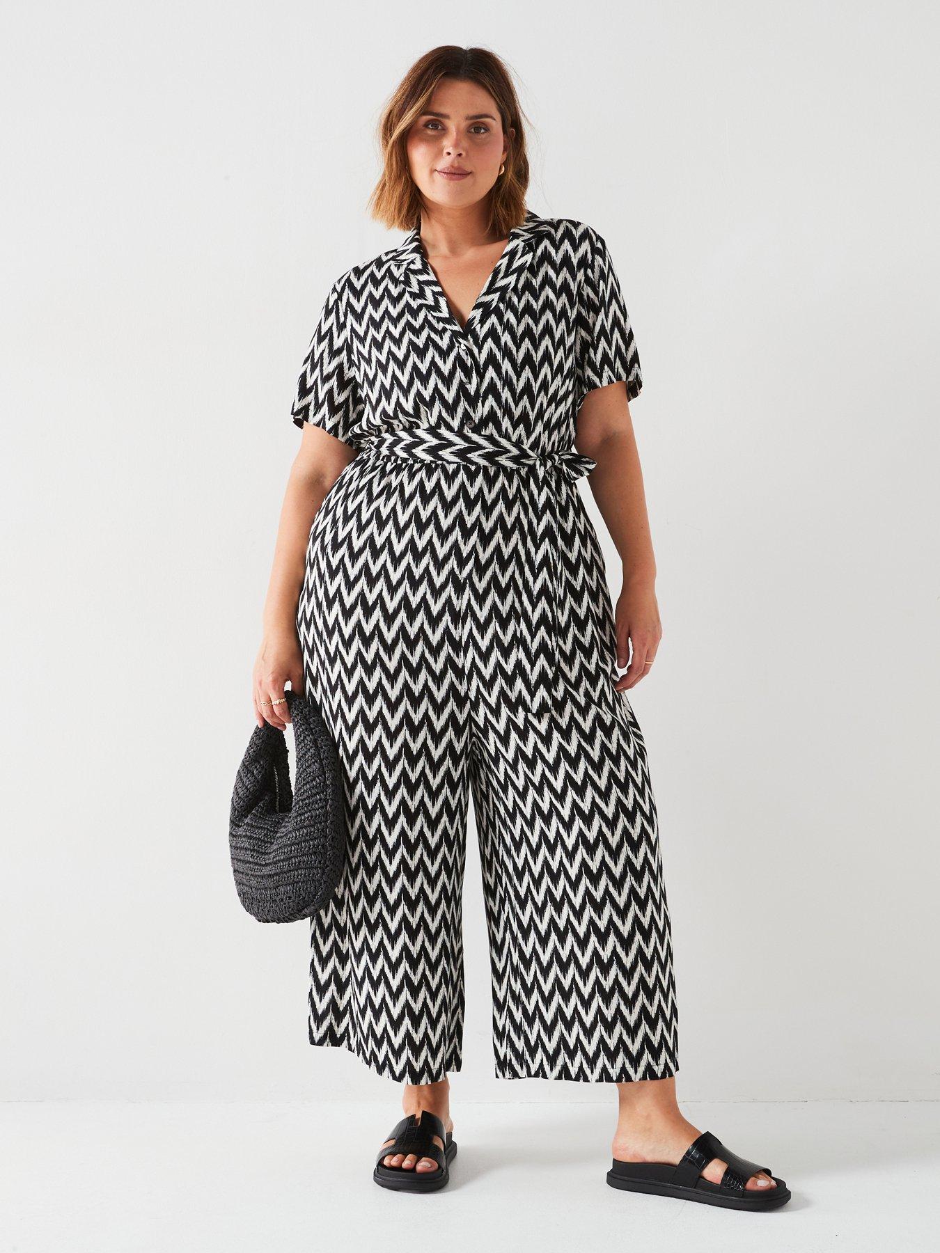 v-by-very-curve-cropped-leg-printed-jumpsuit-mono