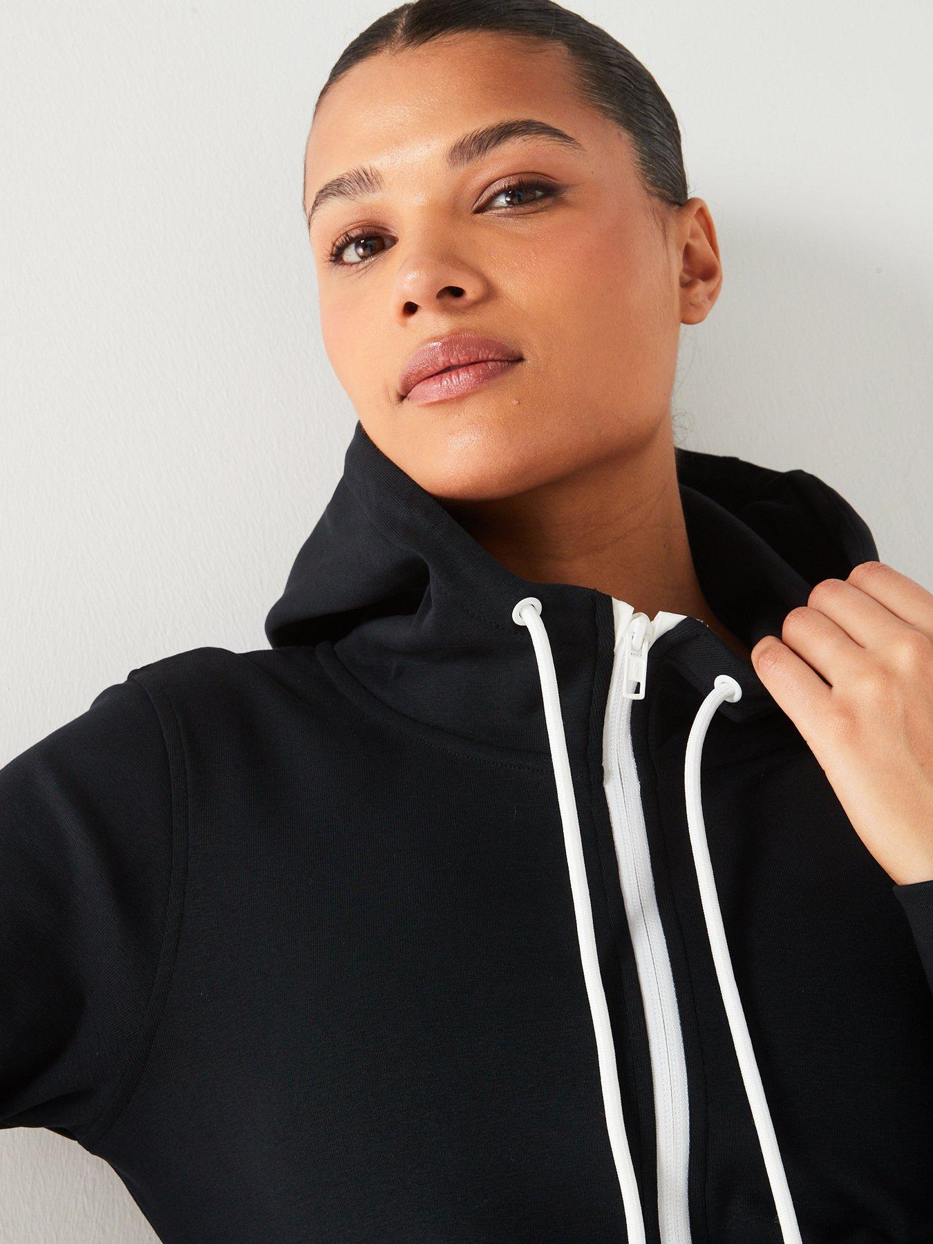 gym-coffee-womens-training-chill-crop-hoodie-blackdetail