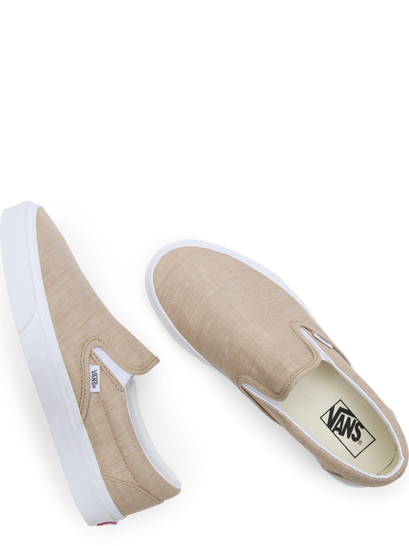 vans-mens-classic-slip-on-trainers-off-whiteoutfit