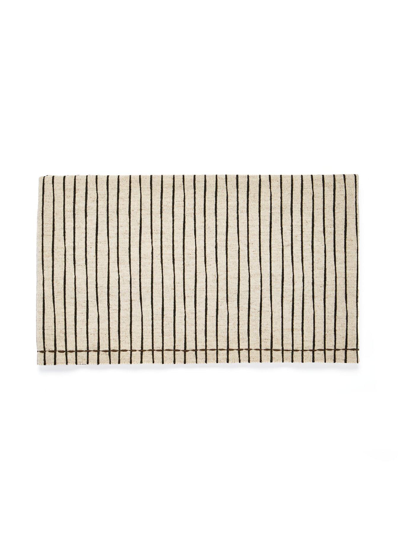 the-very-collection-natural-striped-table-runnerback