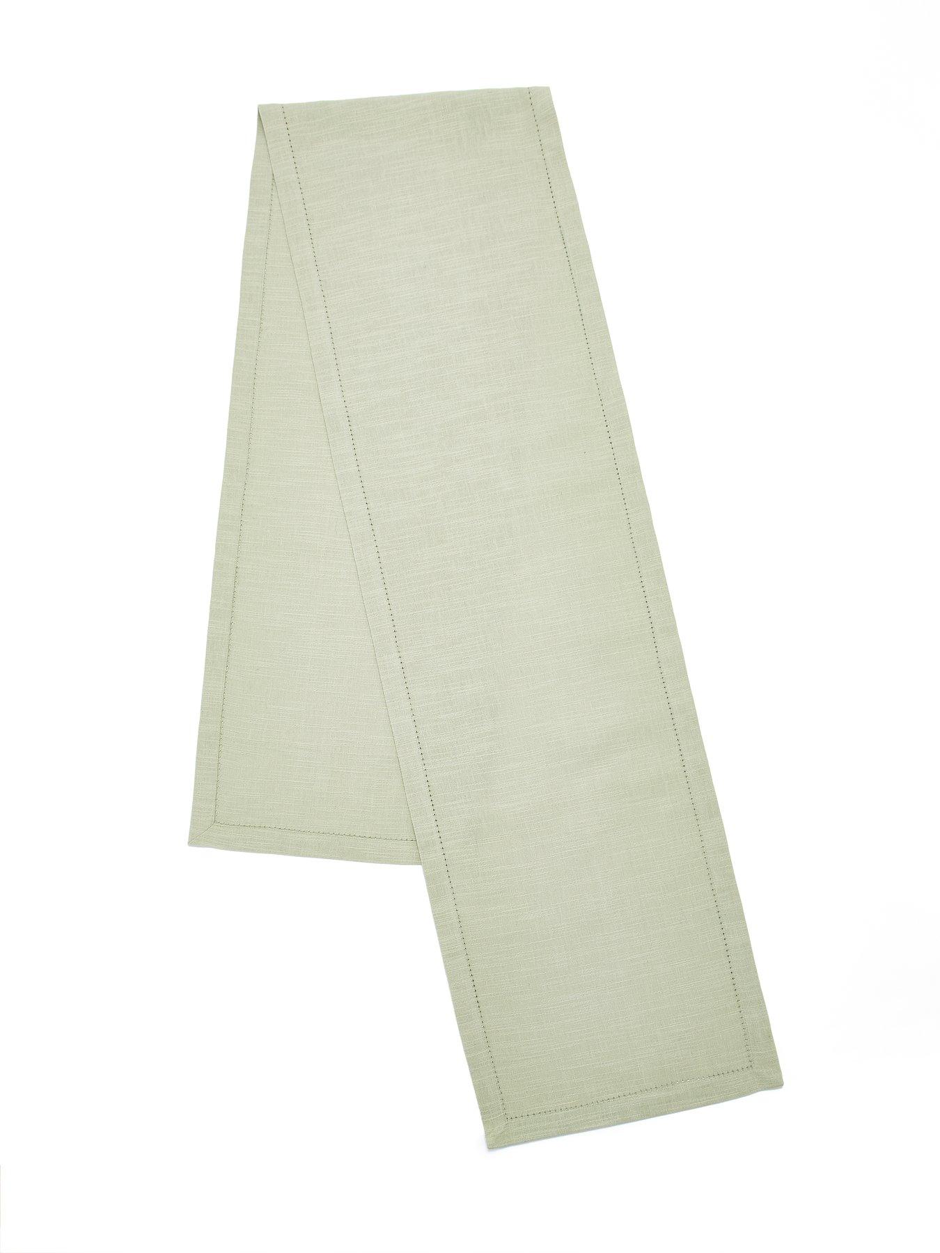 very-home-linen-table-runner-in-sageoutfit