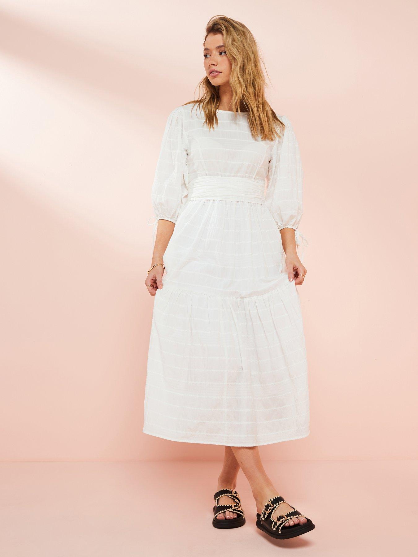 Women's white dresses