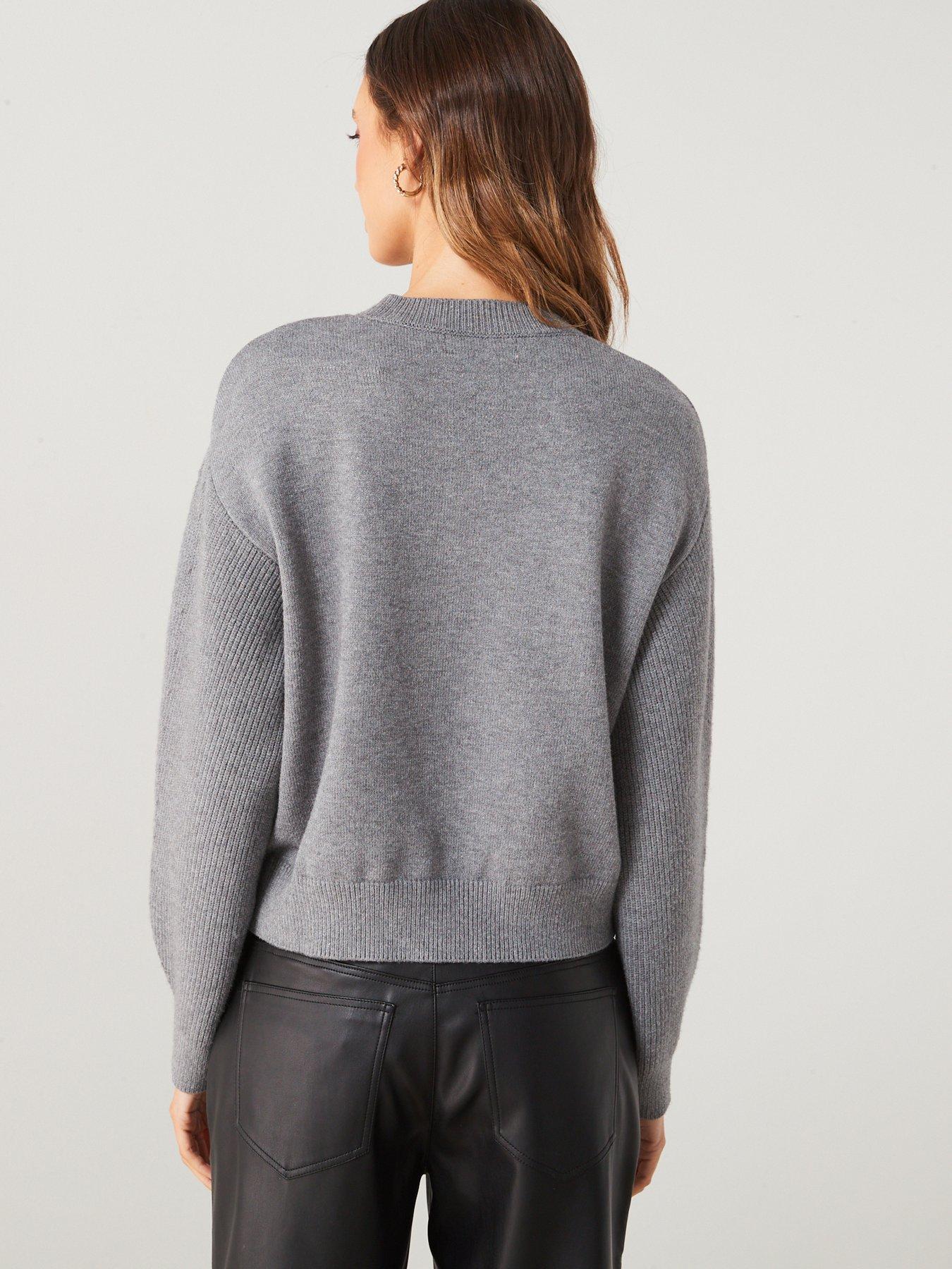 mango-round-neck-medium-knit-sweaterstillFront