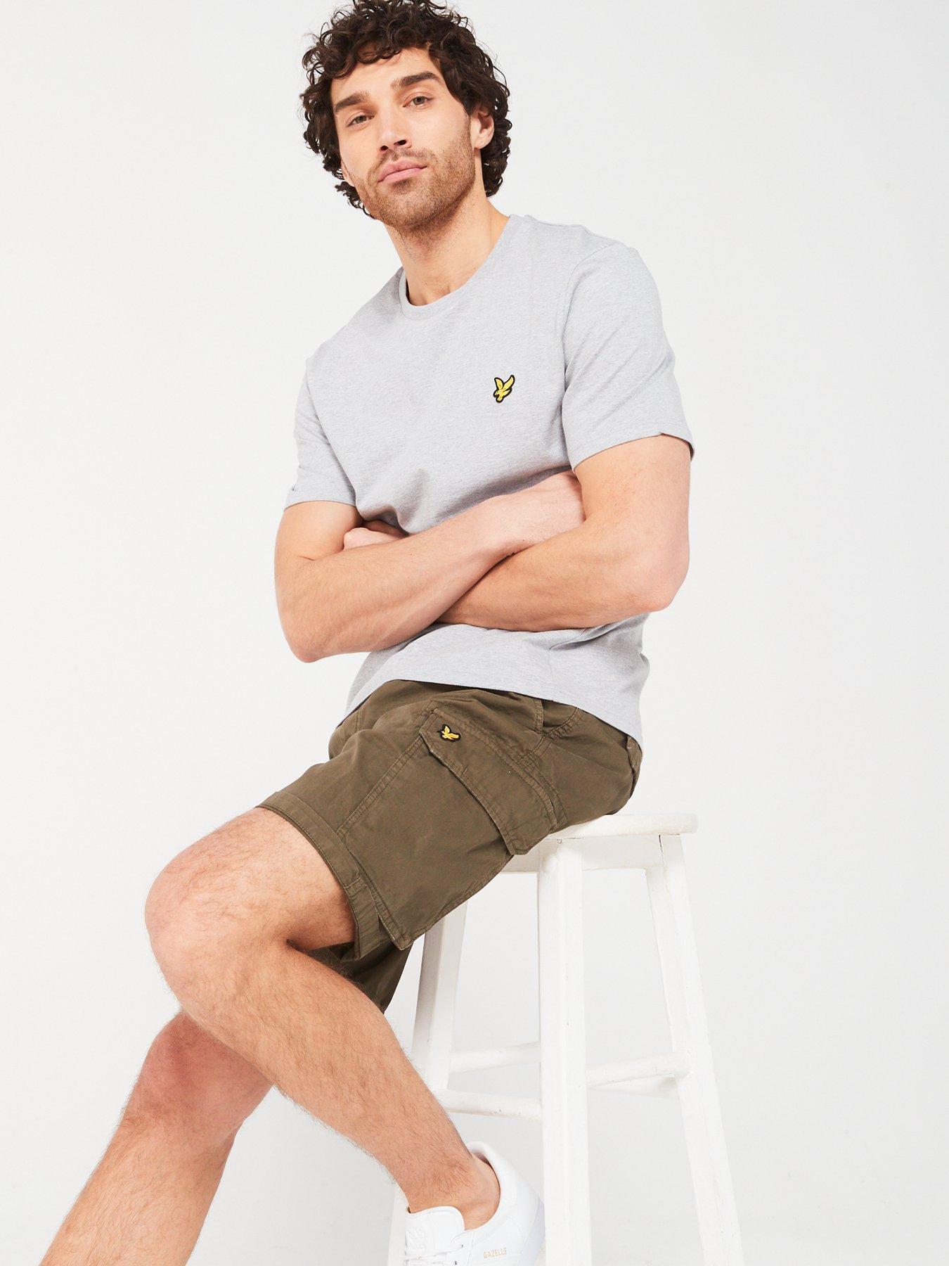 lyle-scott-wembley-cargo-shorts-greenoutfit