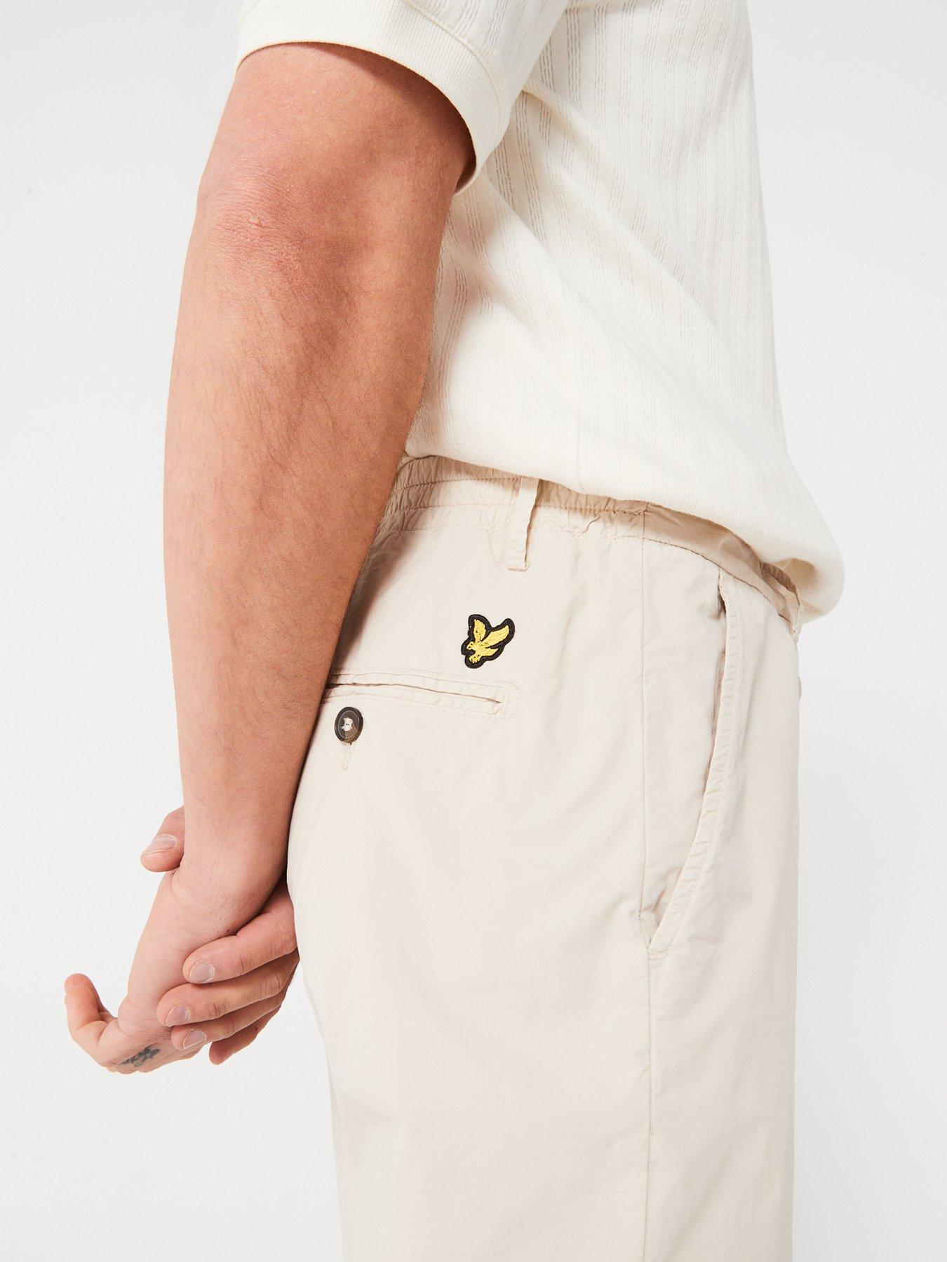 lyle-scott-old-trafford-chino-trousers-beigeoutfit