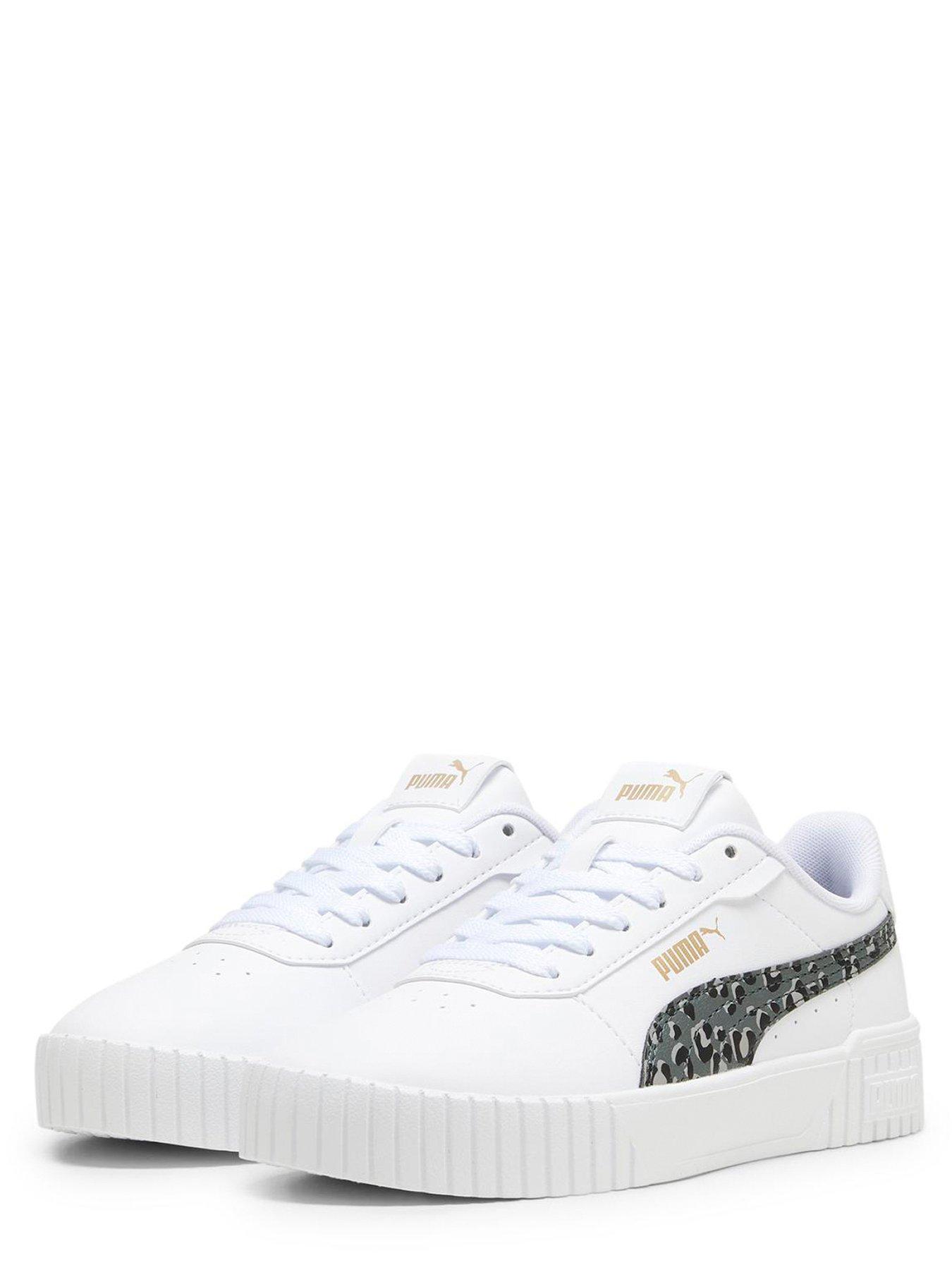 puma-girls-older-carina-20-animal-trainers-whiteprintstillFront