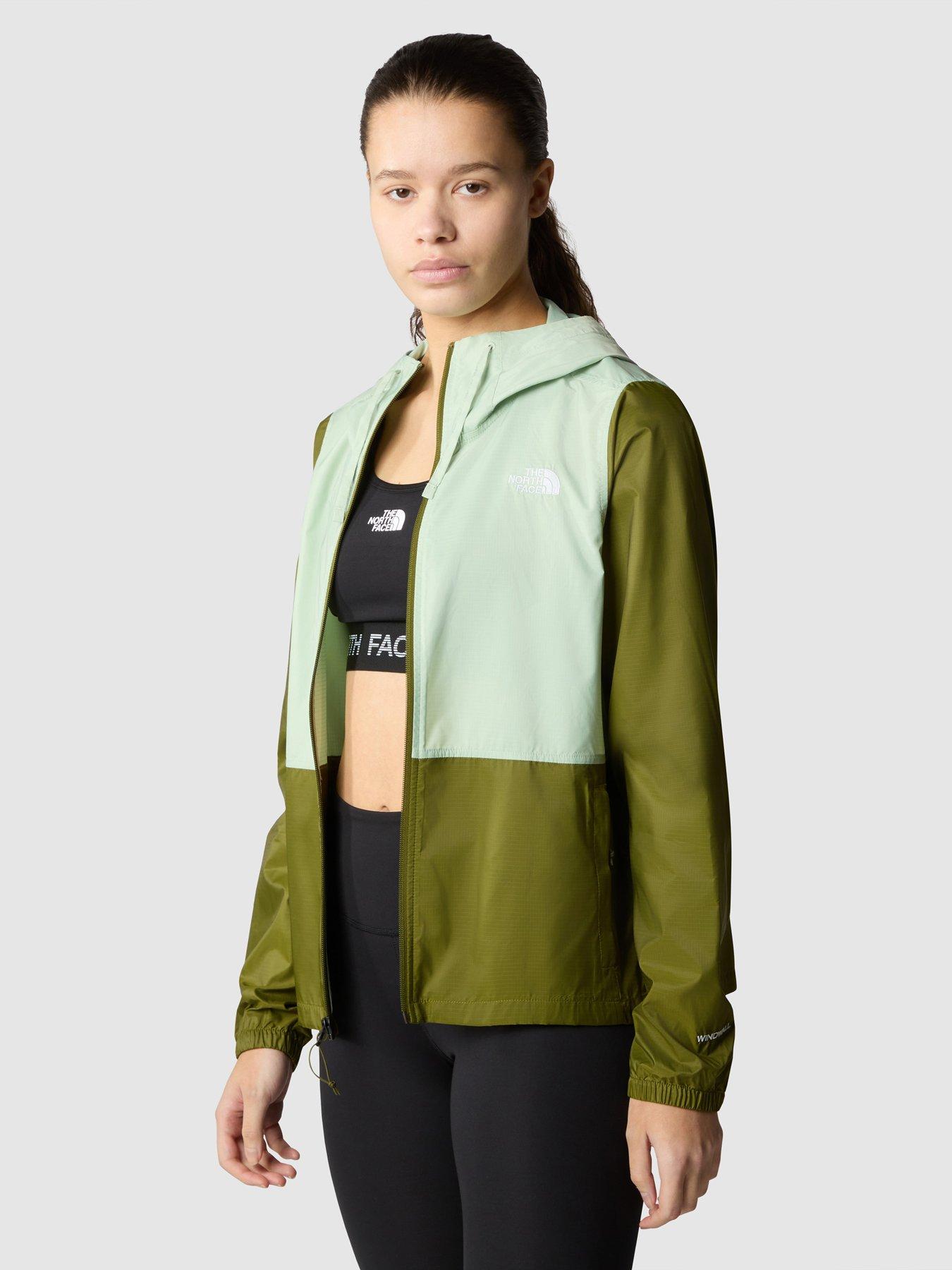 the-north-face-womens-cyclonenbspjacket-3-oliveoutfit