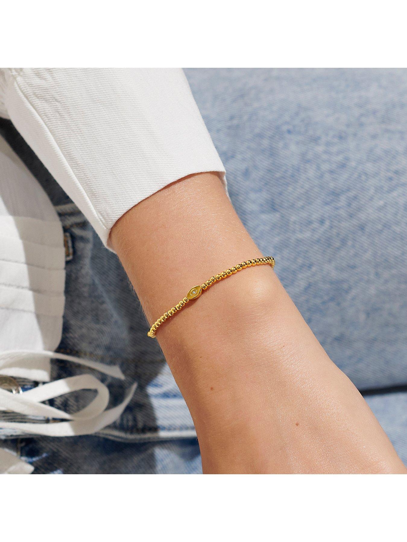 joma-jewellery-share-happiness-protect-your-energy-positivity-is-power-bracelet-in-gold-platingoutfit