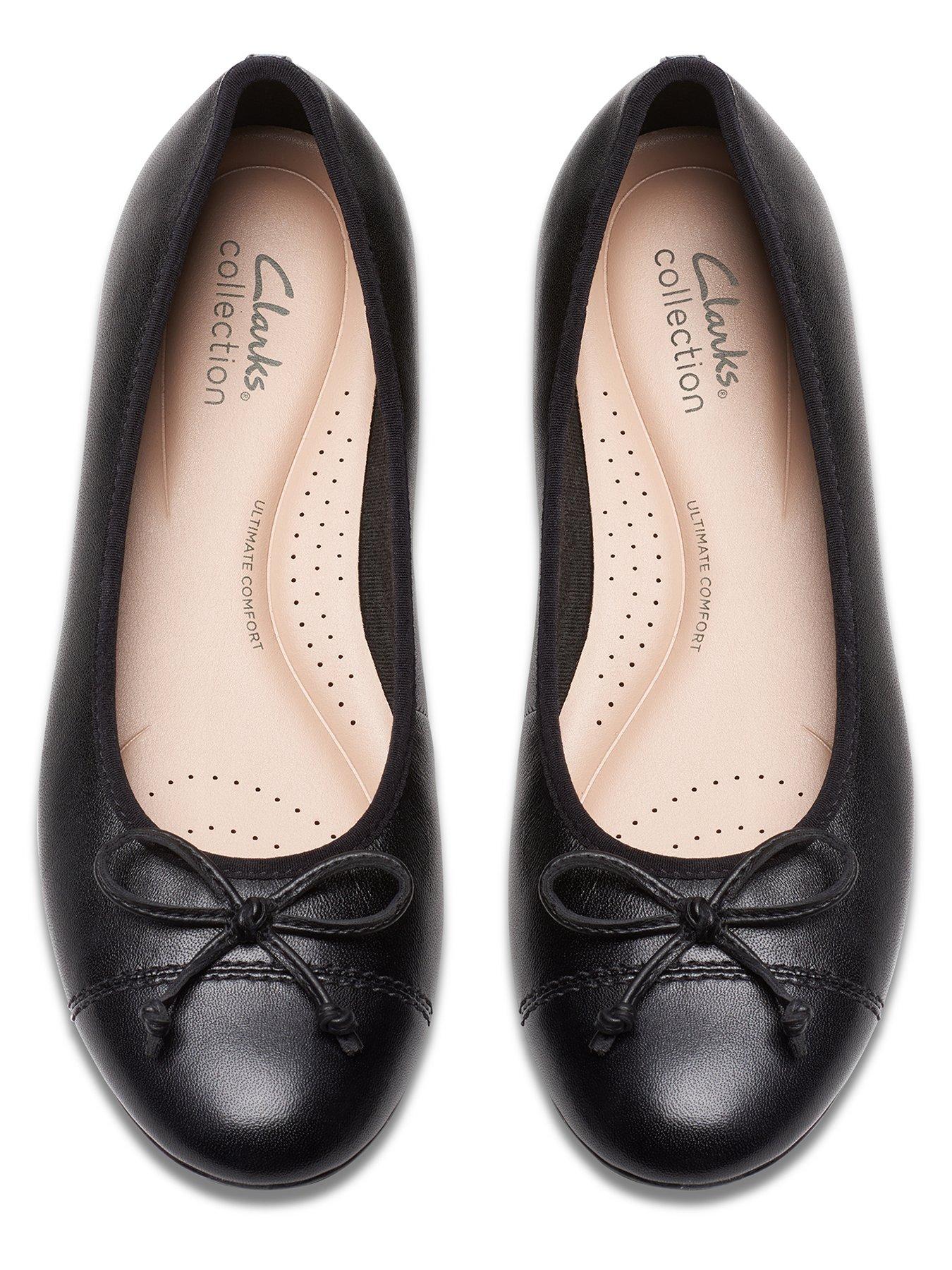 clarks-clarks-loreleigh-rae-wide-fitting-leather-bow-front-ballerina-blackoutfit