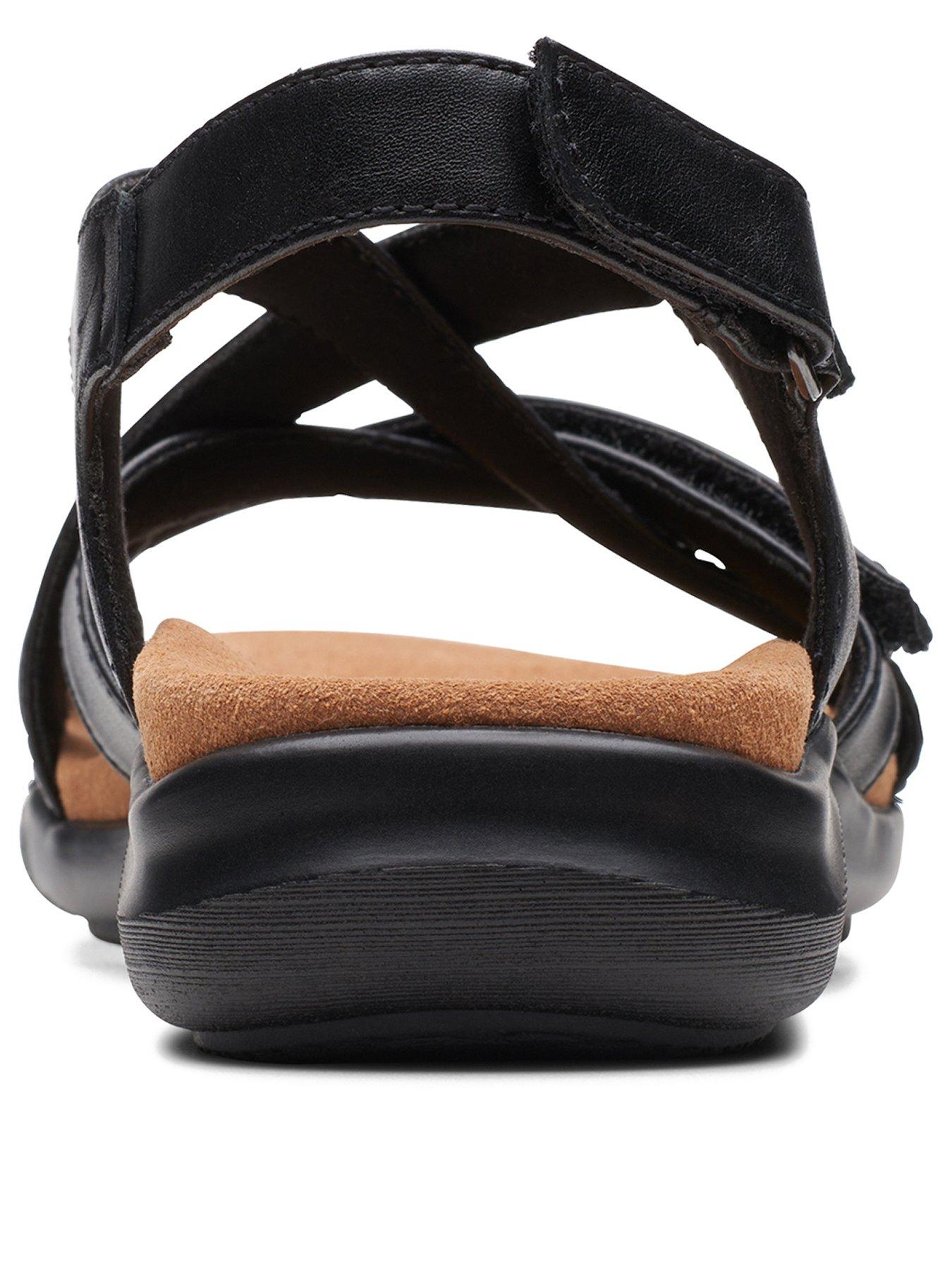 clarks-kitly-go-flat-leather-strappy-sandals-blackback