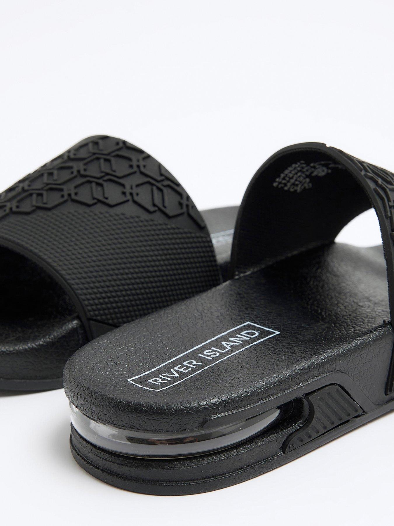 river-island-boys-embossed-sliders-blackoutfit