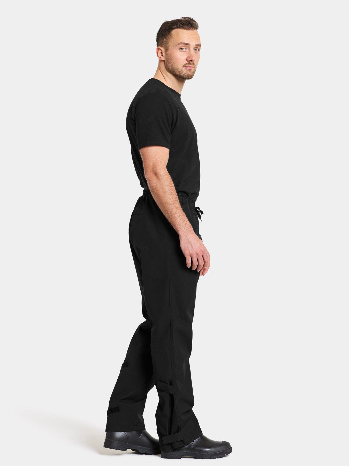 didriksons-unisex-grit-pants-blackoutfit