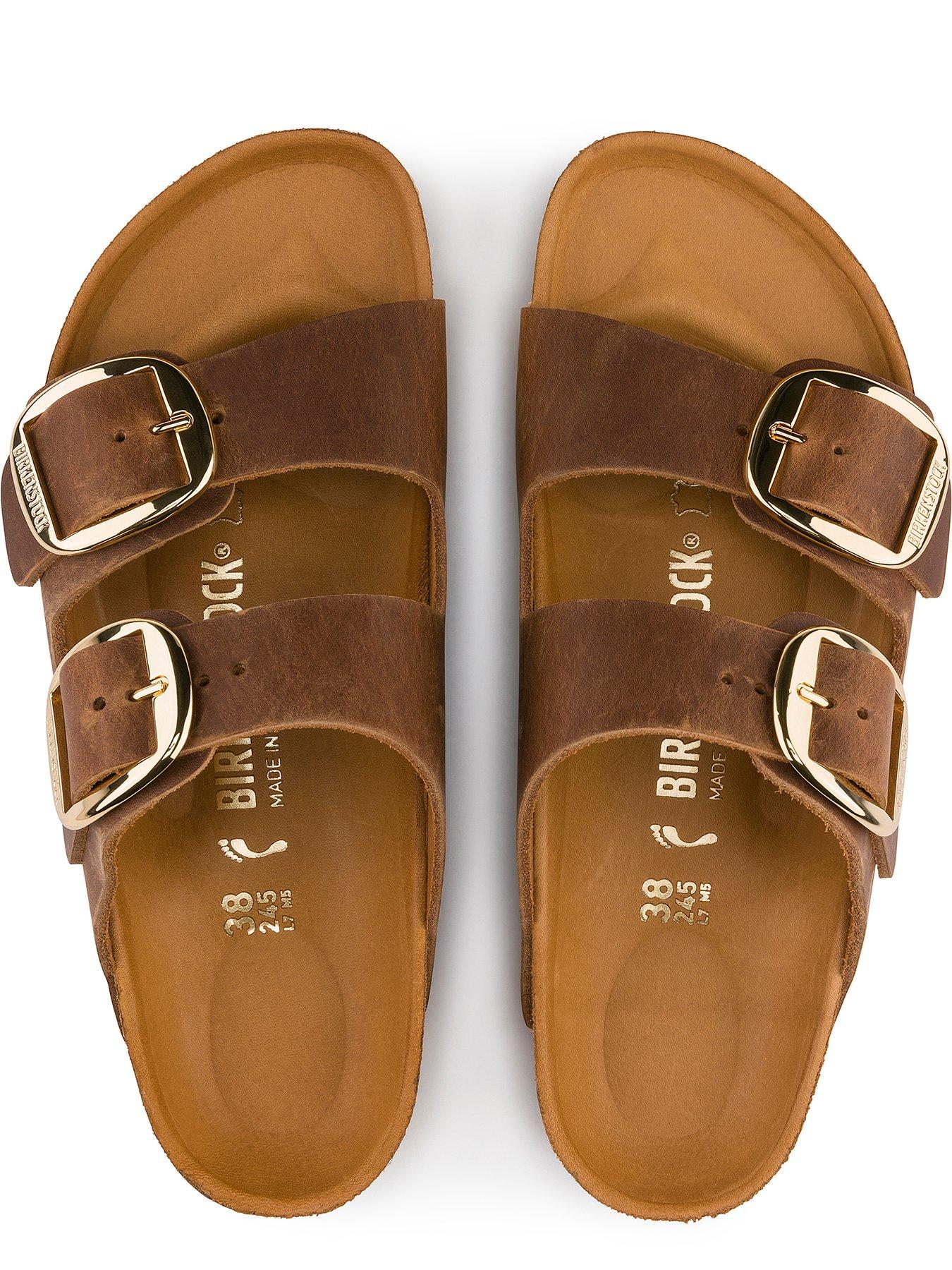 birkenstock-arizona-big-buckle-leoi-cognac-hexoutfit