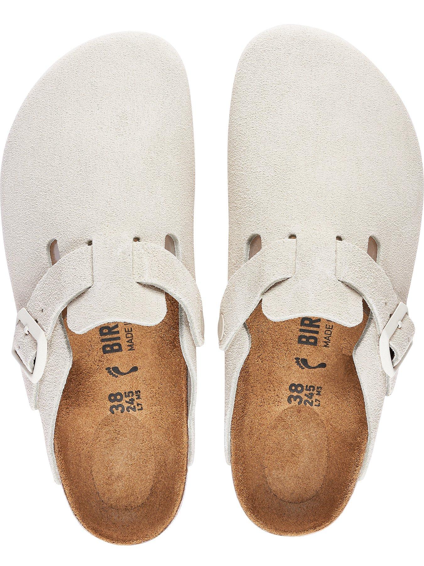 birkenstock-boston-suede-wider-fit-clogs-antique-whiteoutfit