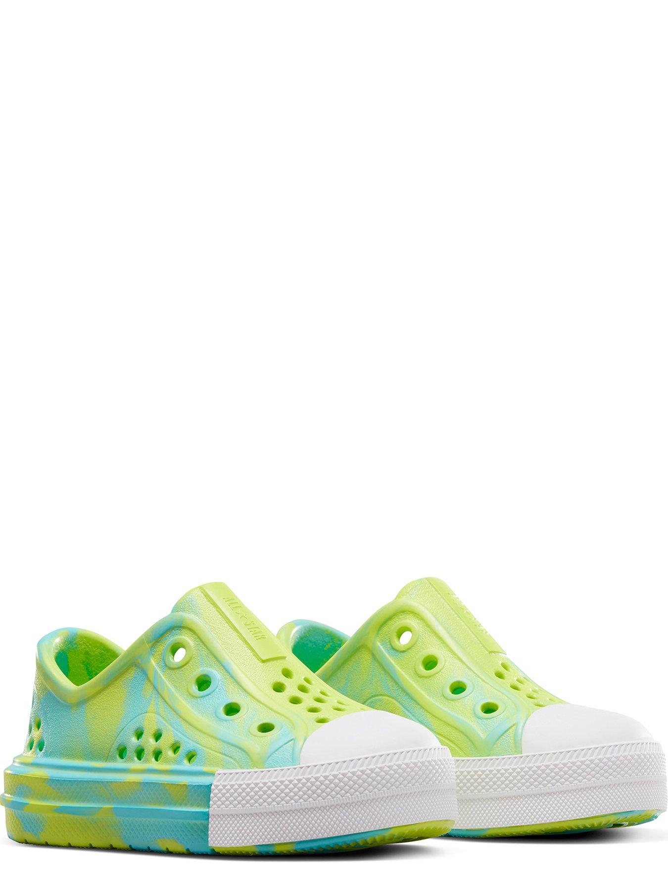 converse-infant-girls-play-lite-cx-hyper-brights-slip-trainers-turquoisestillFront