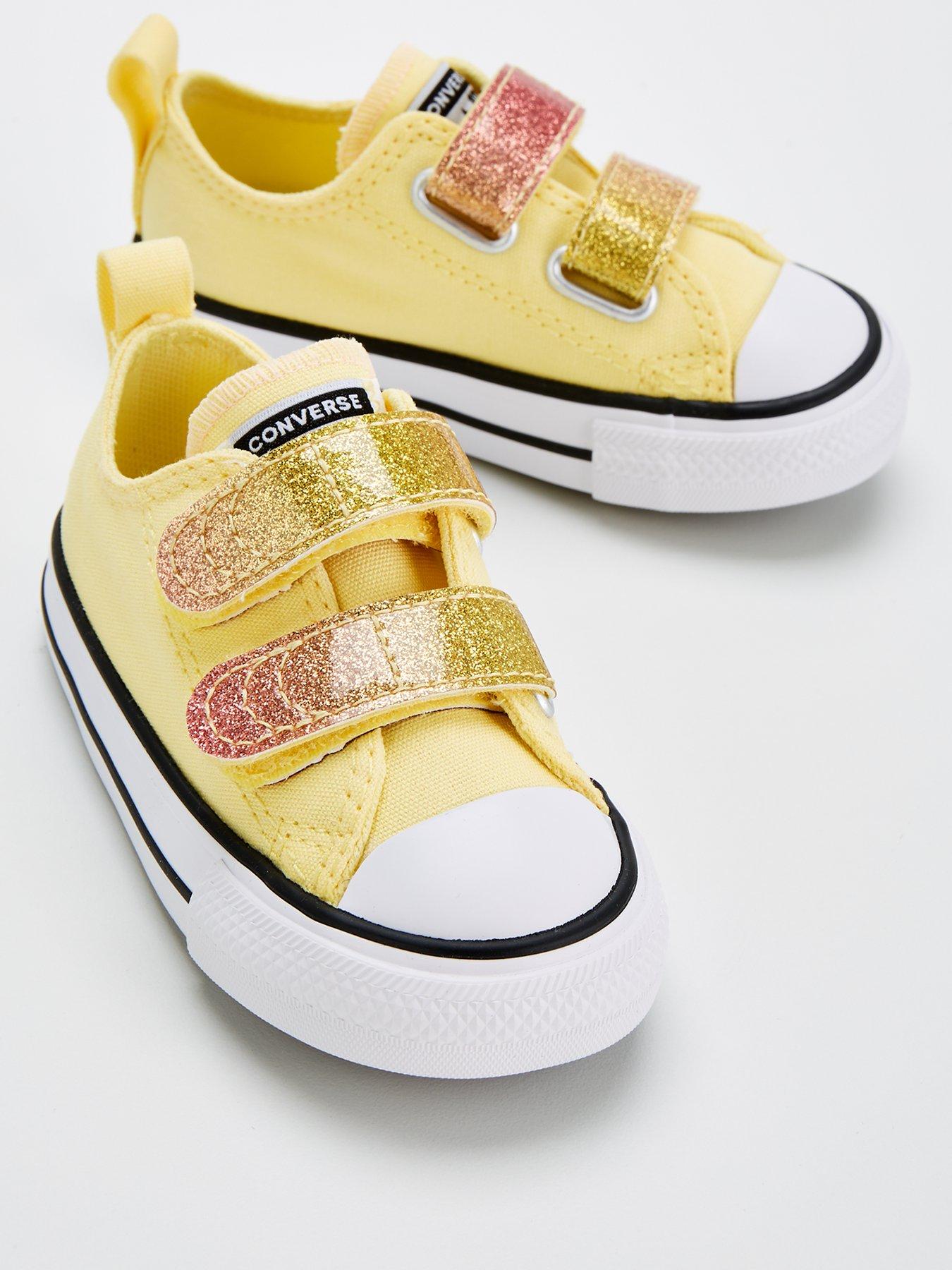 Girls velcro converse on sale