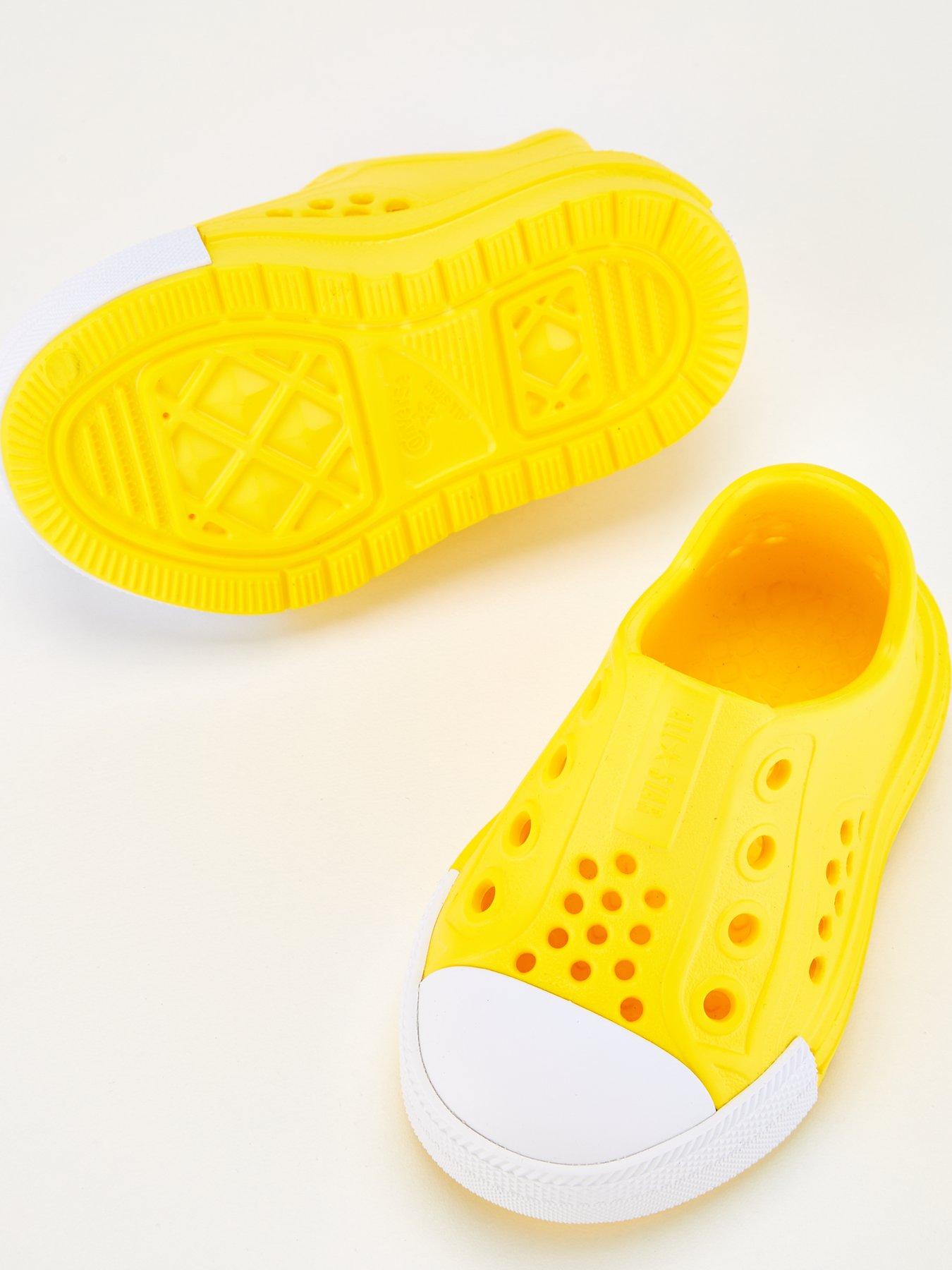 converse-infant-unisex-play-lite-cx-slip-on-trainers-yellowoutfit