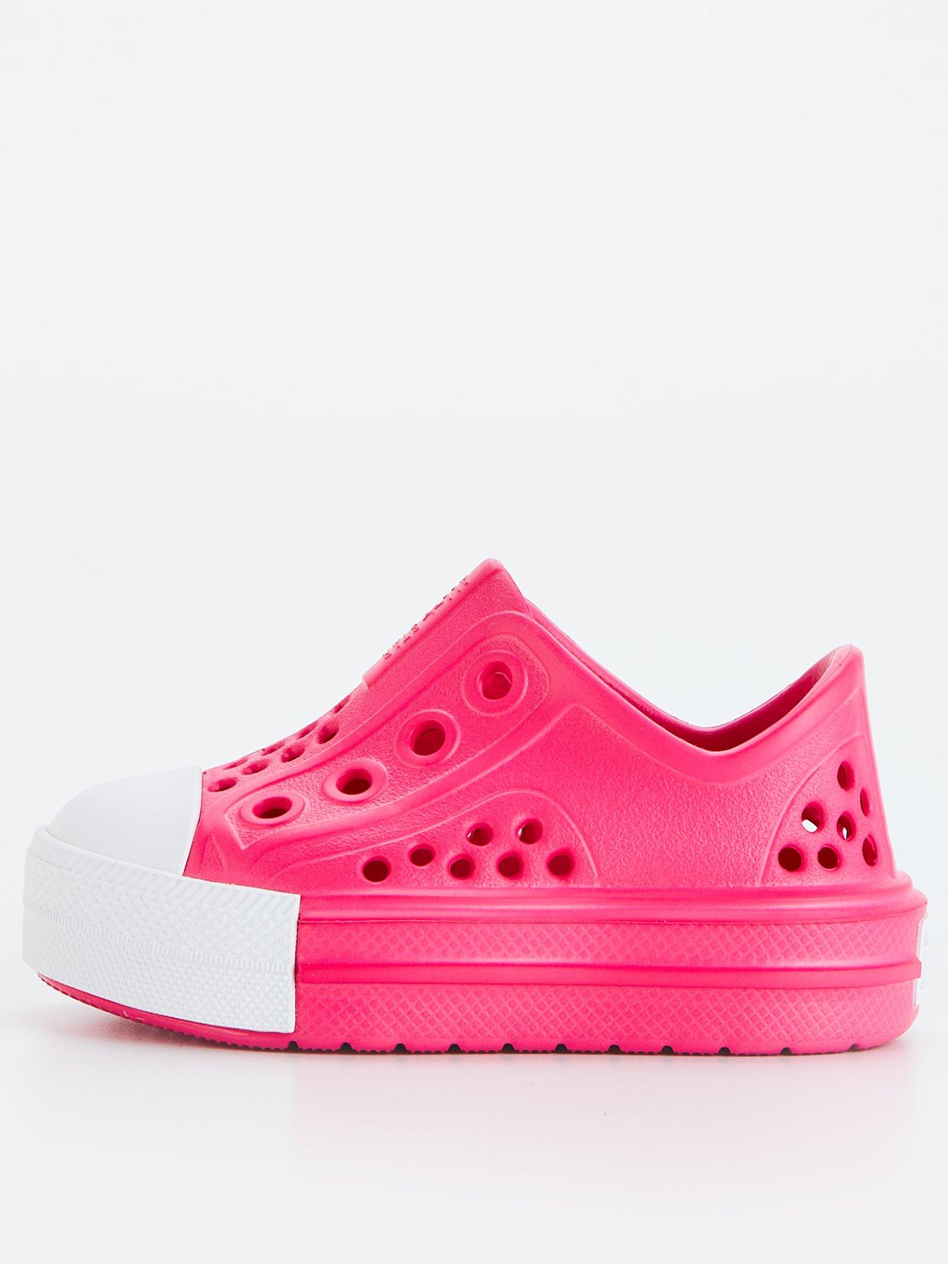 Infant slip on trainers online