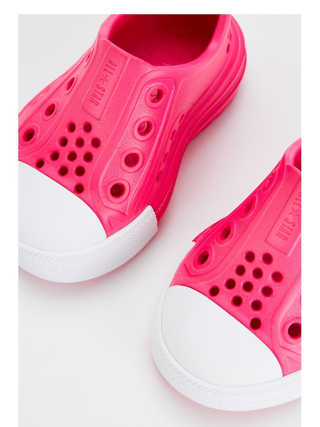 converse-infant-girls-play-lite-cx-slip-on-trainers-bright-pinkoutfit