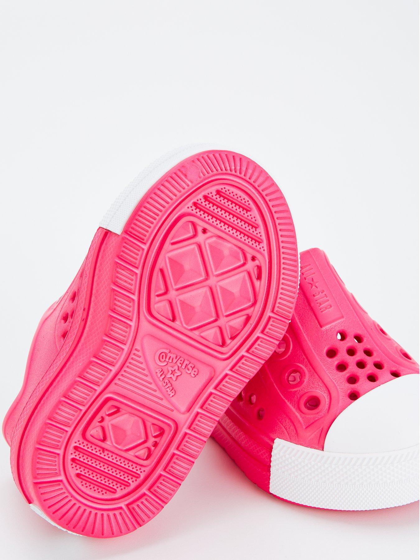 converse-infant-girls-play-lite-cx-slip-on-trainers-bright-pinkdetail