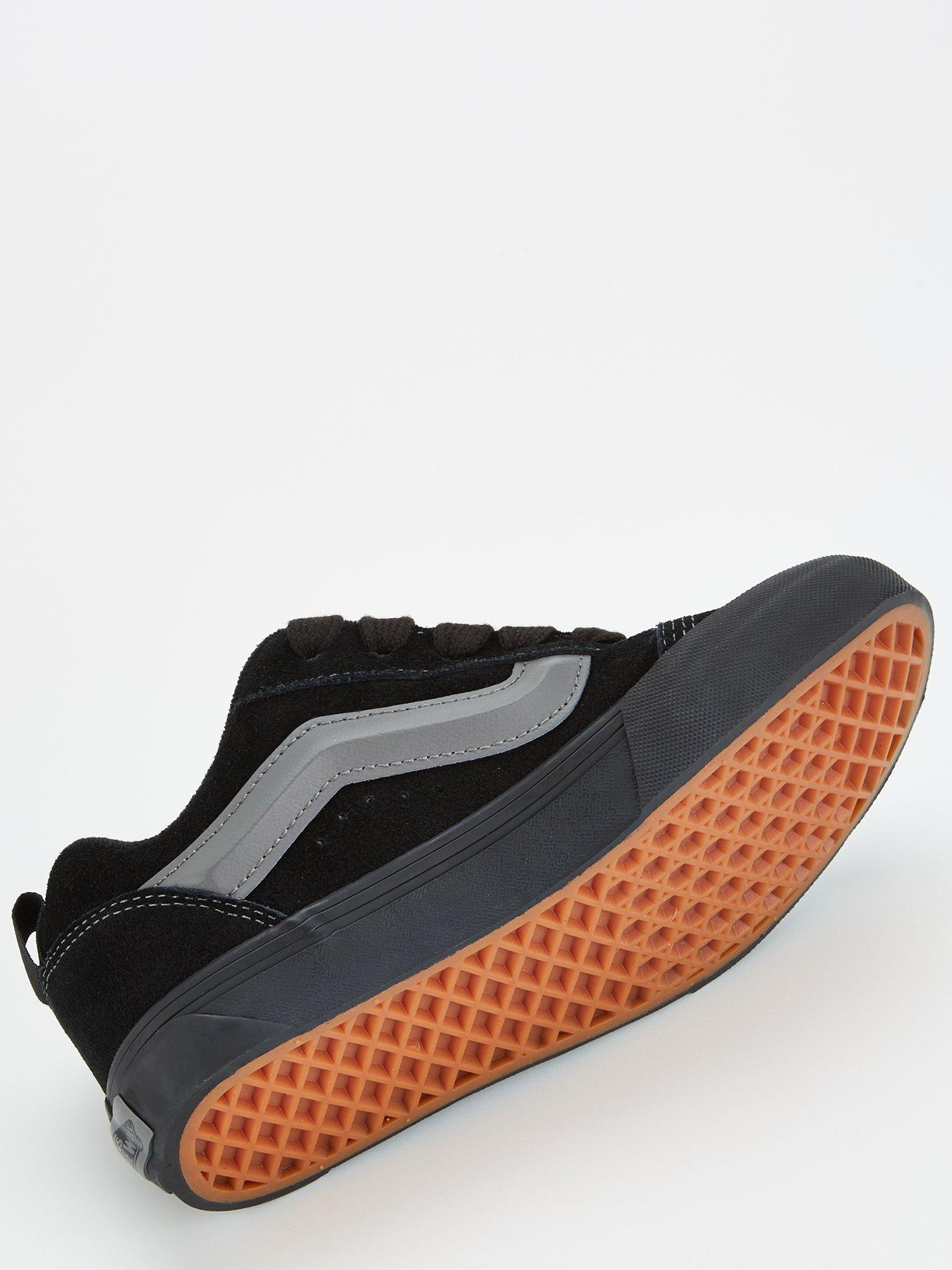 vans-junior-boys-knu-skool-trainers-blackblackdetail