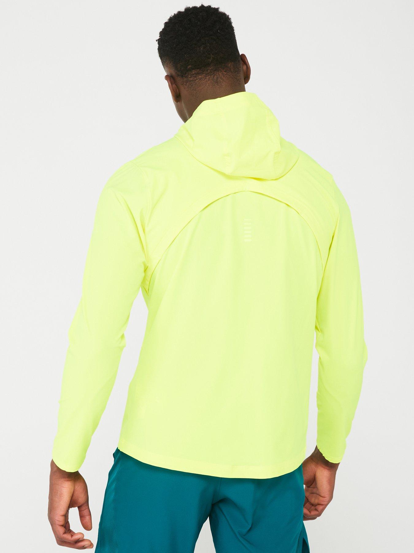 under-armour-mens-running-outrun-the-storm-jacket-yellowblackstillFront