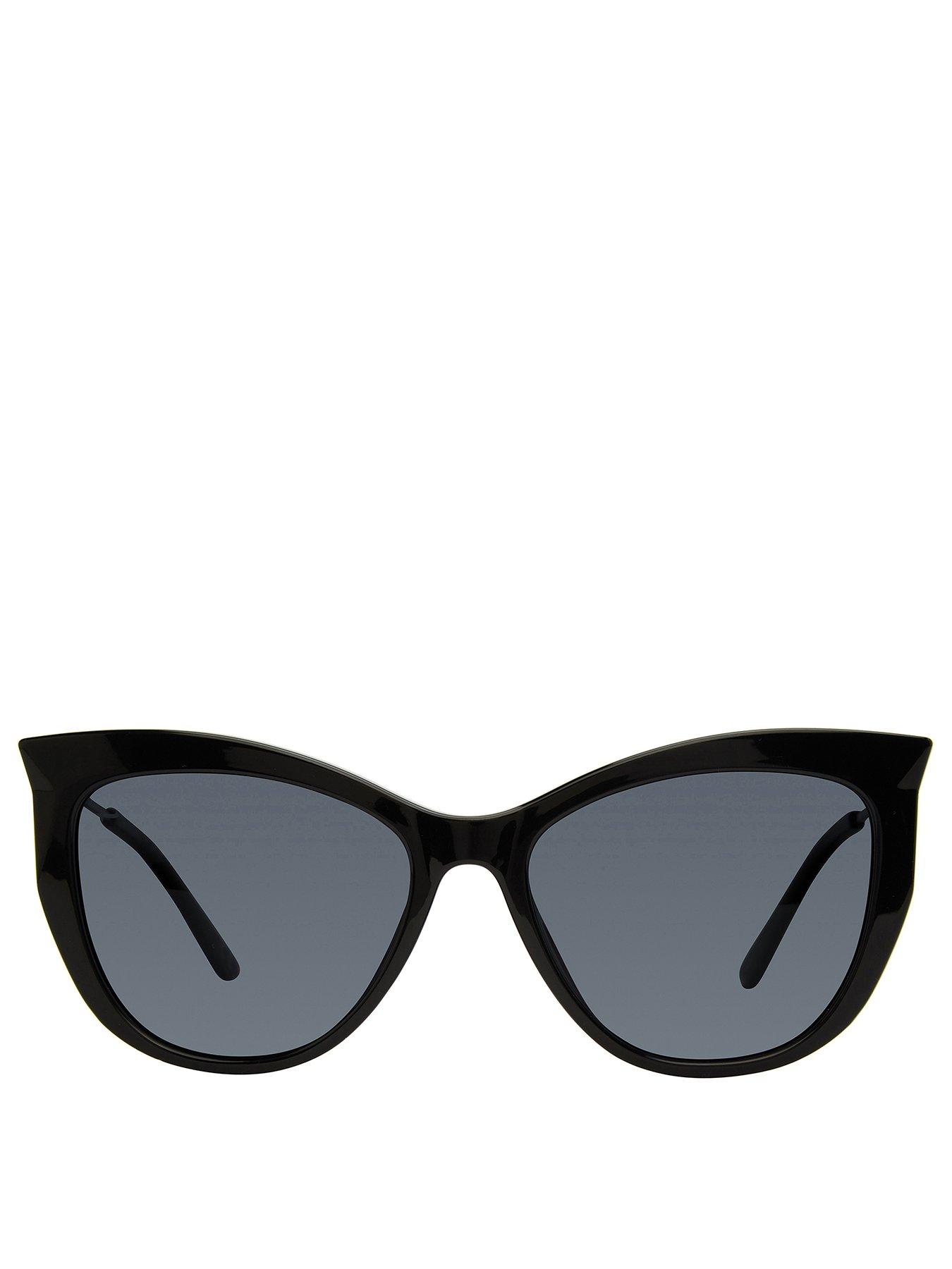 prive-revaux-moxy-oversized-cateye-sunglassoutfit