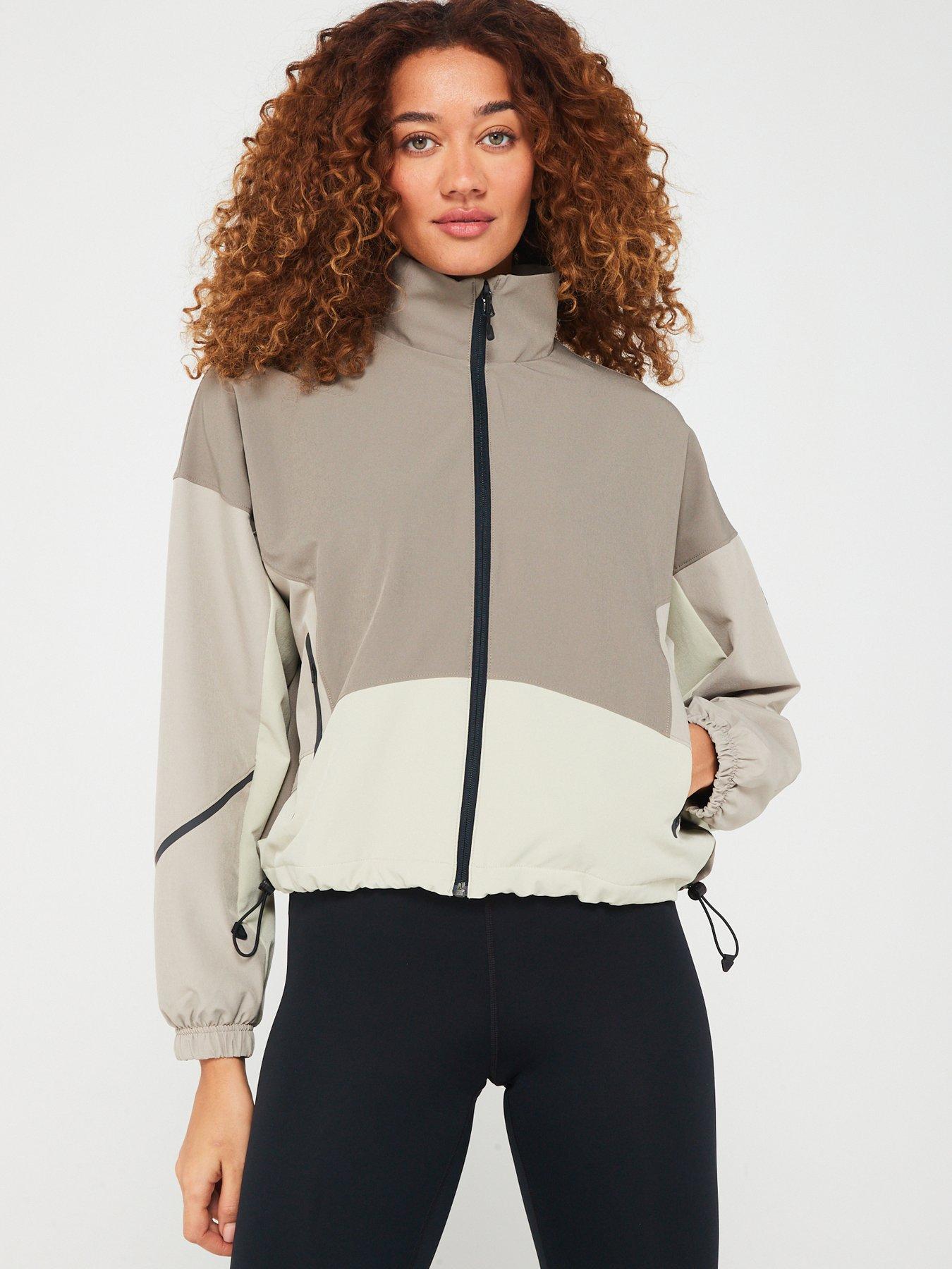 under-armour-womens-unstoppable-jacket-brownblackfront