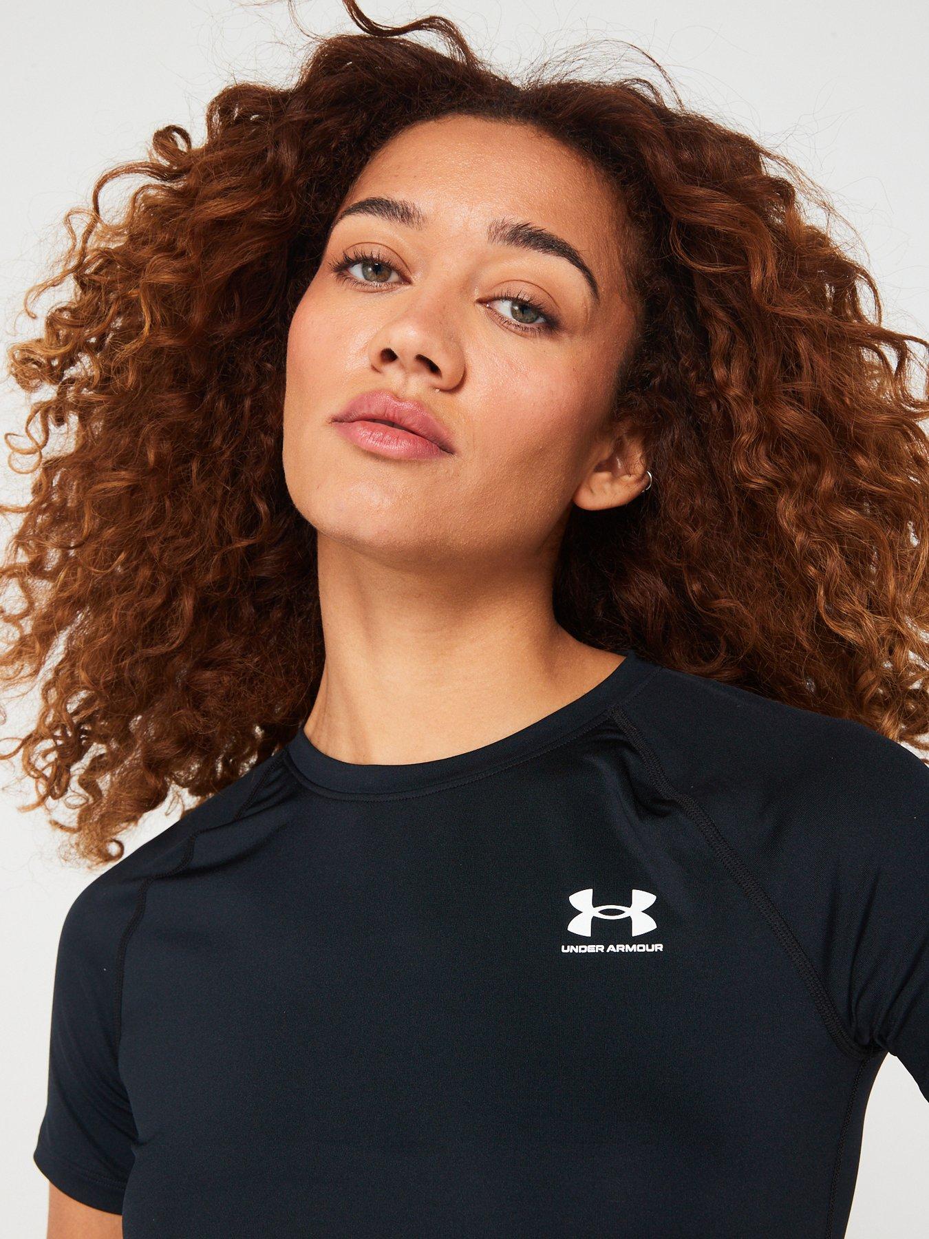 under-armour-womens-training-heat-gear-authentics-comp-t-shirt-blackwhiteoutfit