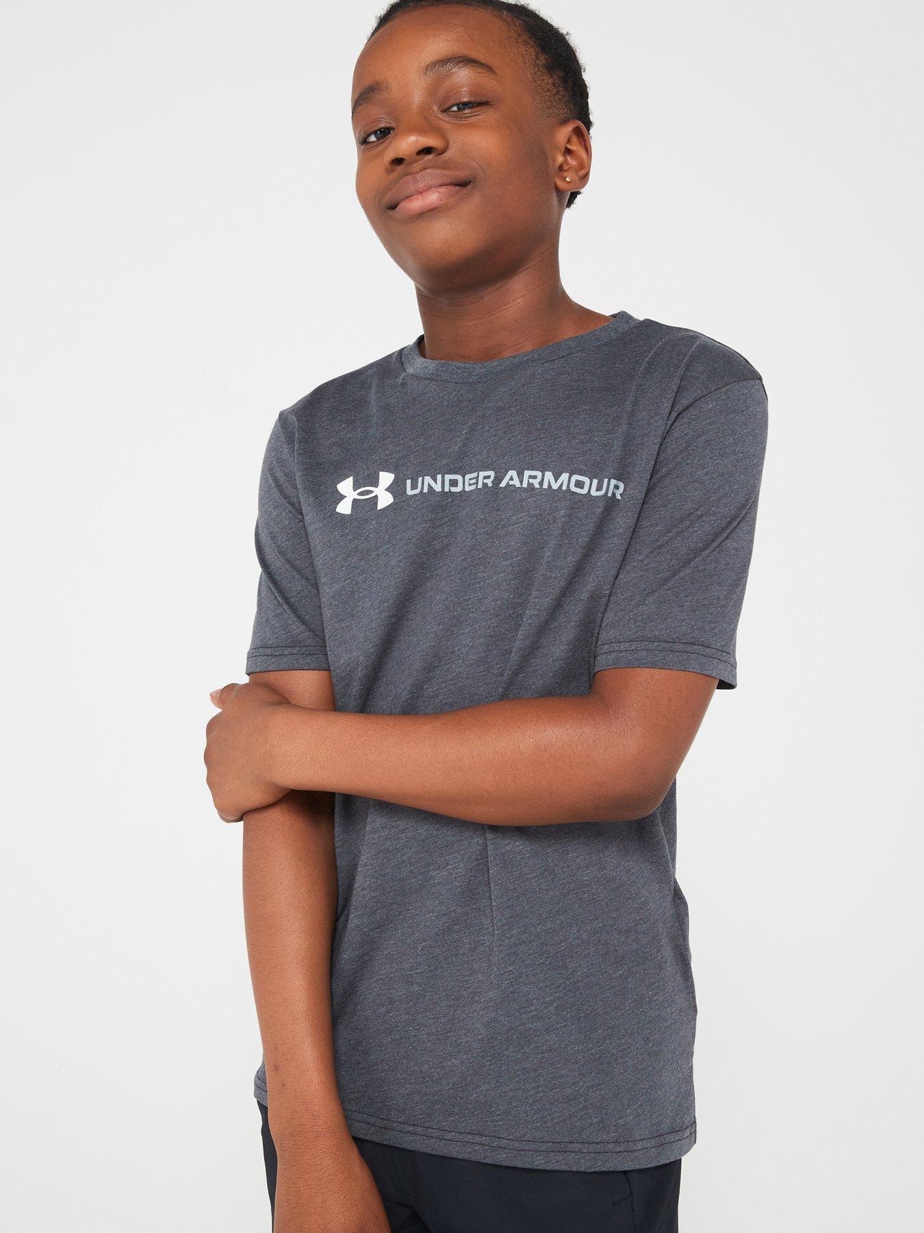 under-armour-junior-boys-logo-wordmark-short-sleeve-t-shirt-greywhiteoutfit