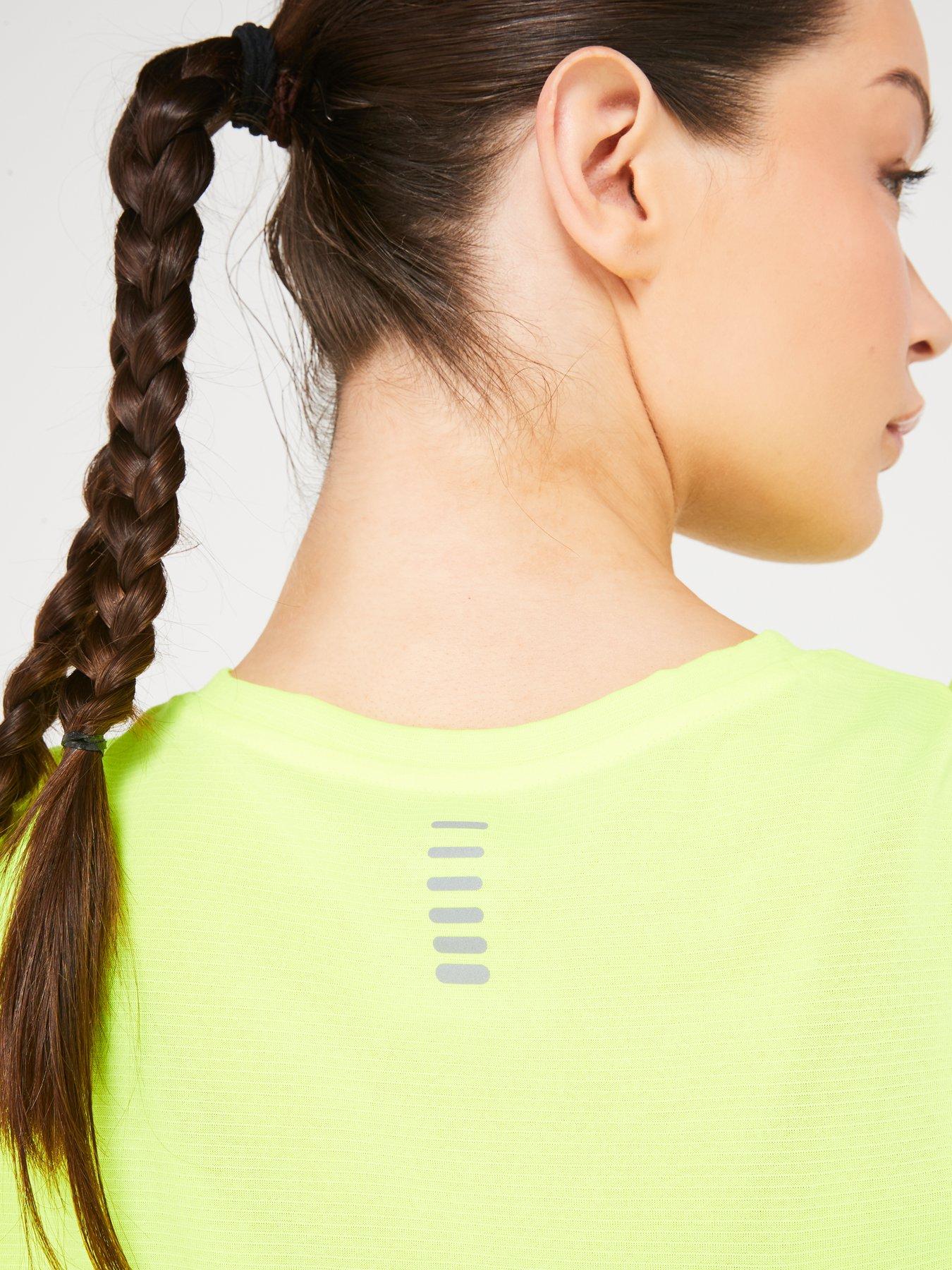 Image 5 of 5 of UNDER ARMOUR Womens Running Streaker T-Shirt - Yellow
