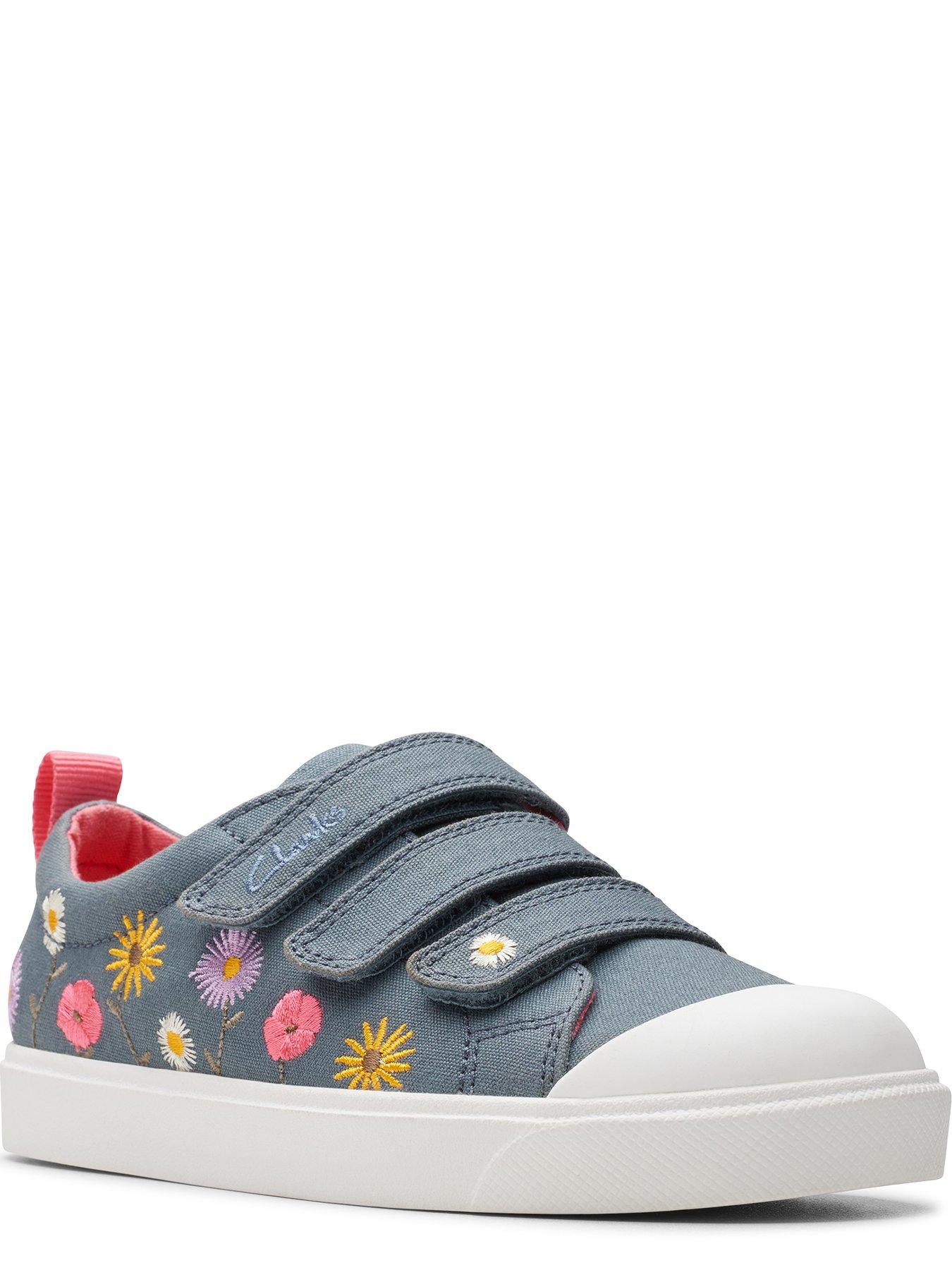 clarks-clarks-kid-city-vibe-canvas-floral-canvas-plimsollstillFront