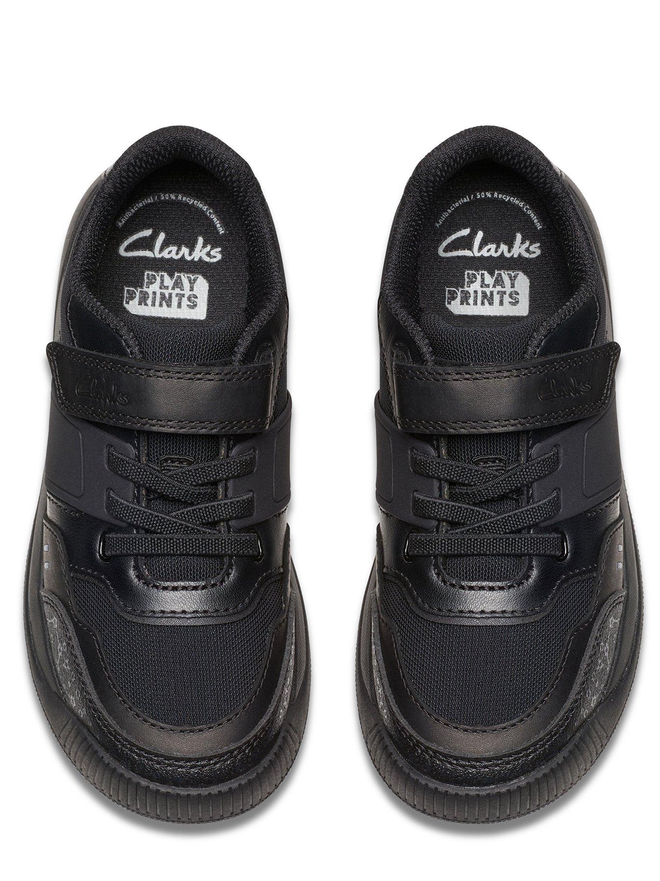 clarks-clarks-kid-lune-flex-space-school-shoeoutfit