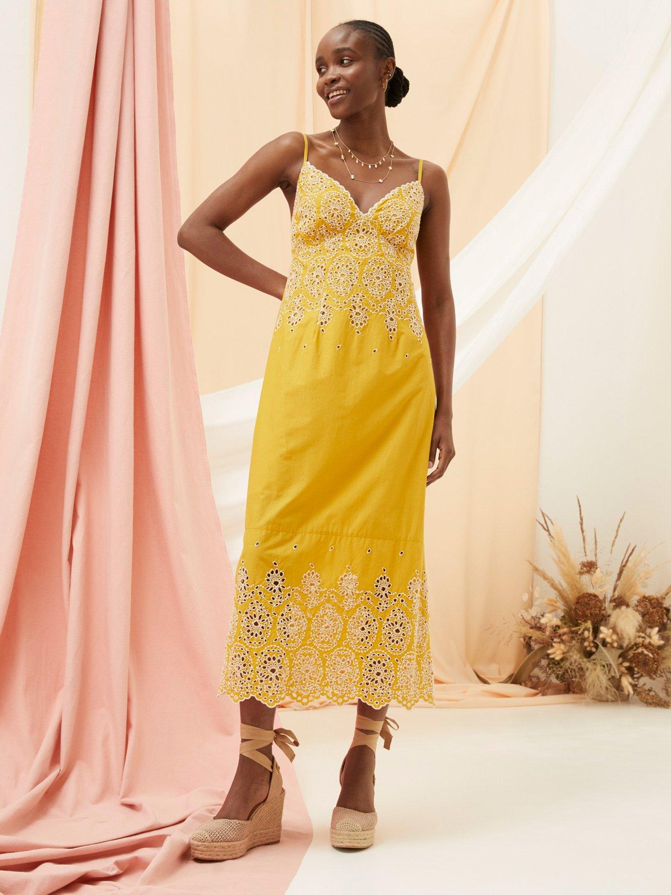 fatface-daisy-broderie-midi-dress-yellow