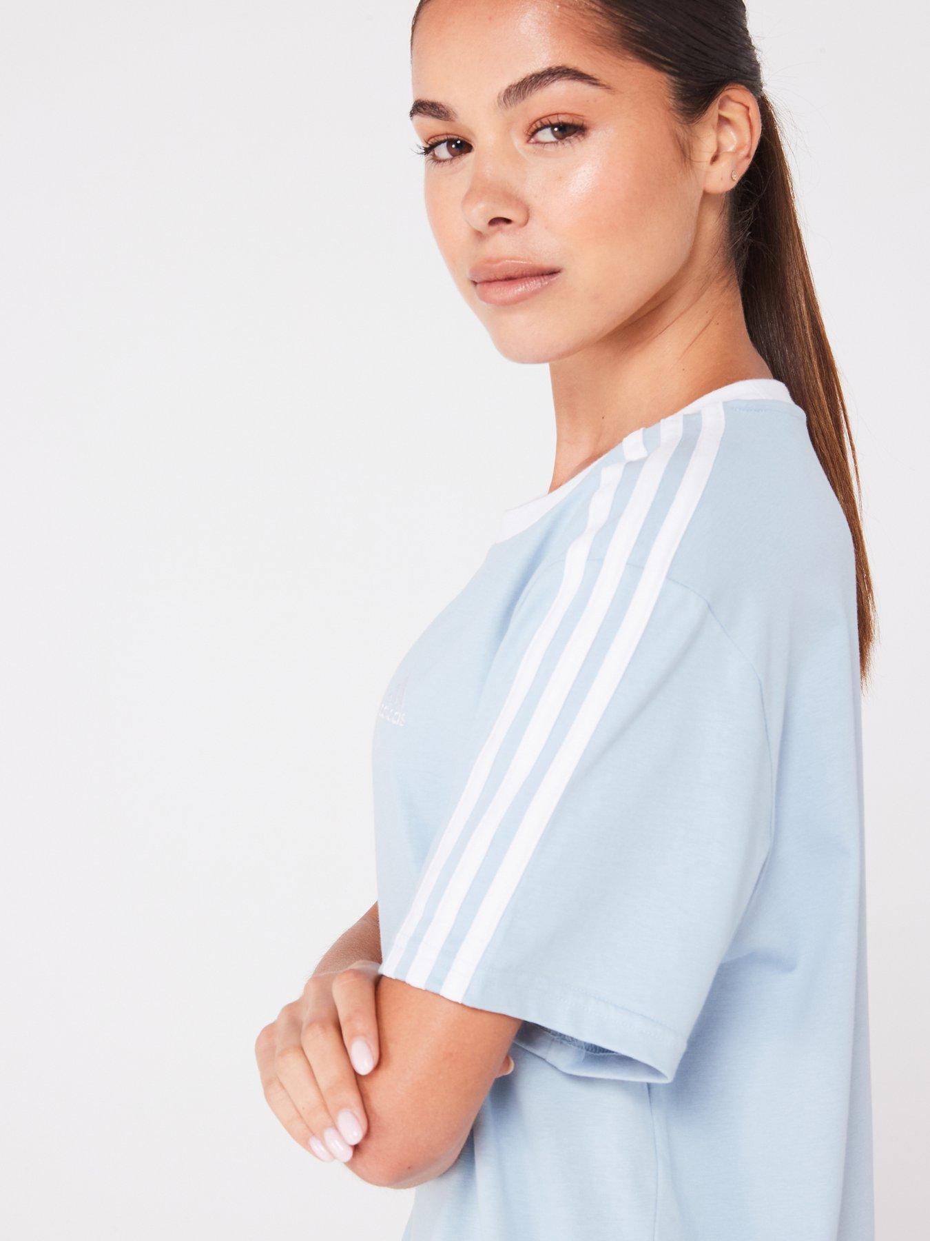 adidas-sportswear-womens-3-stripe-boyfriend-t-shirt-blueoutfit