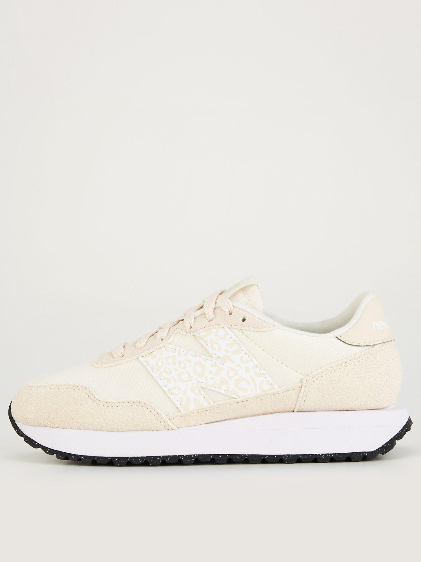New balance footwear sale clearance