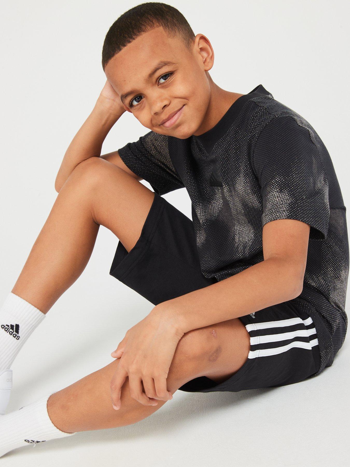 adidas-sportswear-junior-future-icons-short-sleeve-t-shirt-blackoutfit