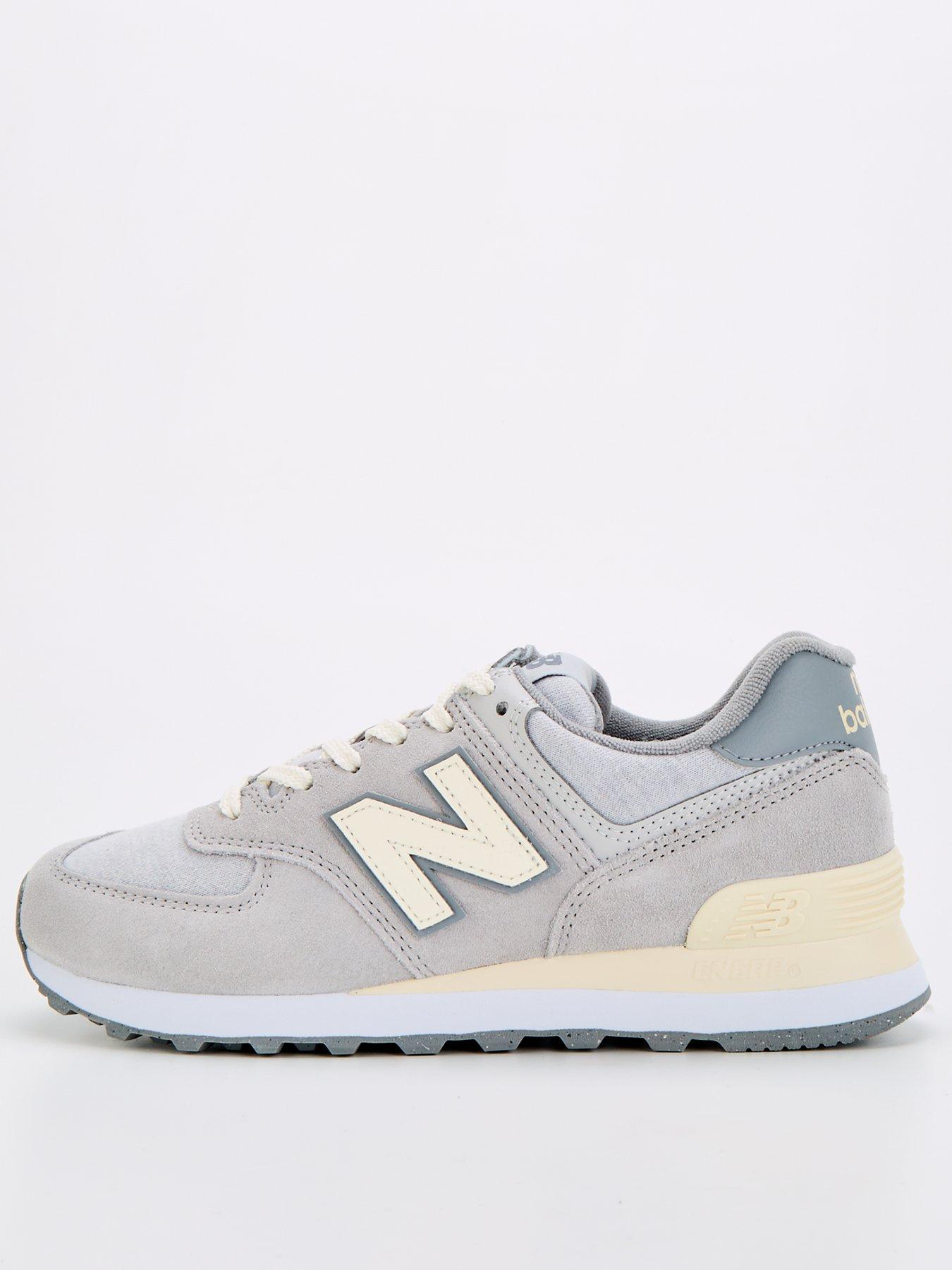 new-balance-womens-574-trainers-light-grey