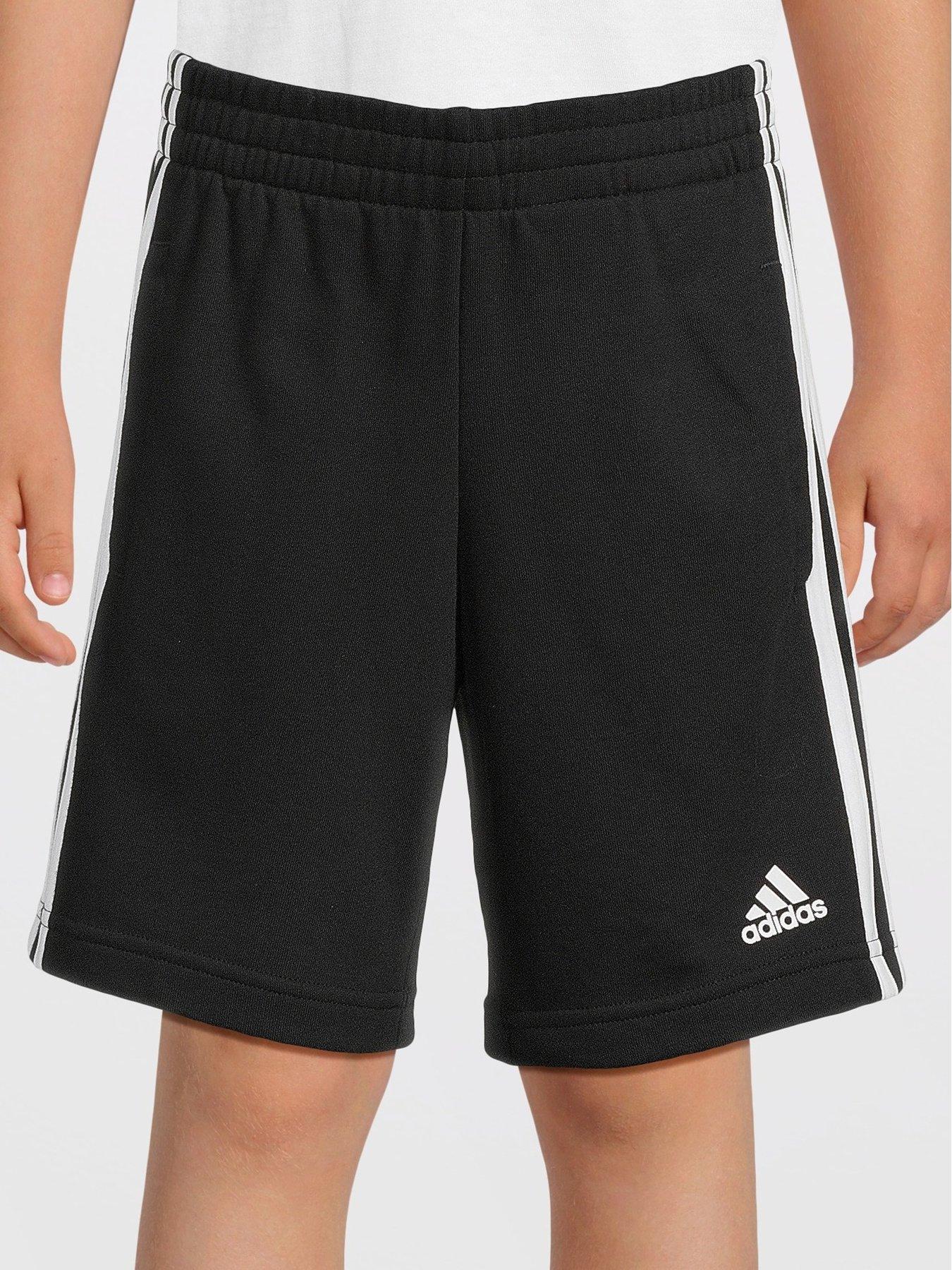 adidas-sportswear-kids-essentials-shorts-blackwhiteoutfit