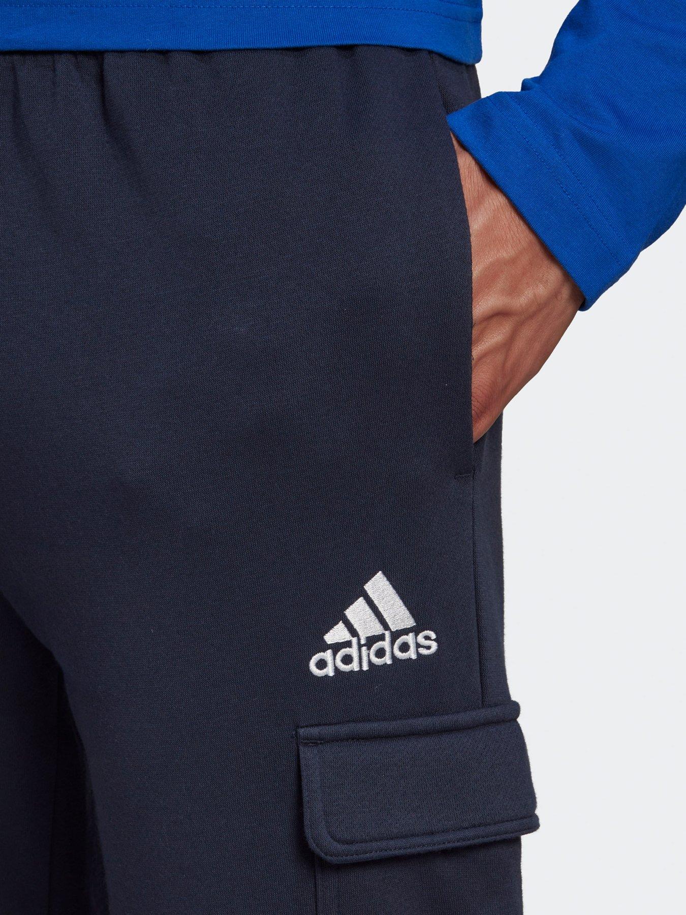 adidas-sportswear-mens-essentials-cargo-pantsnbsp--navyoutfit