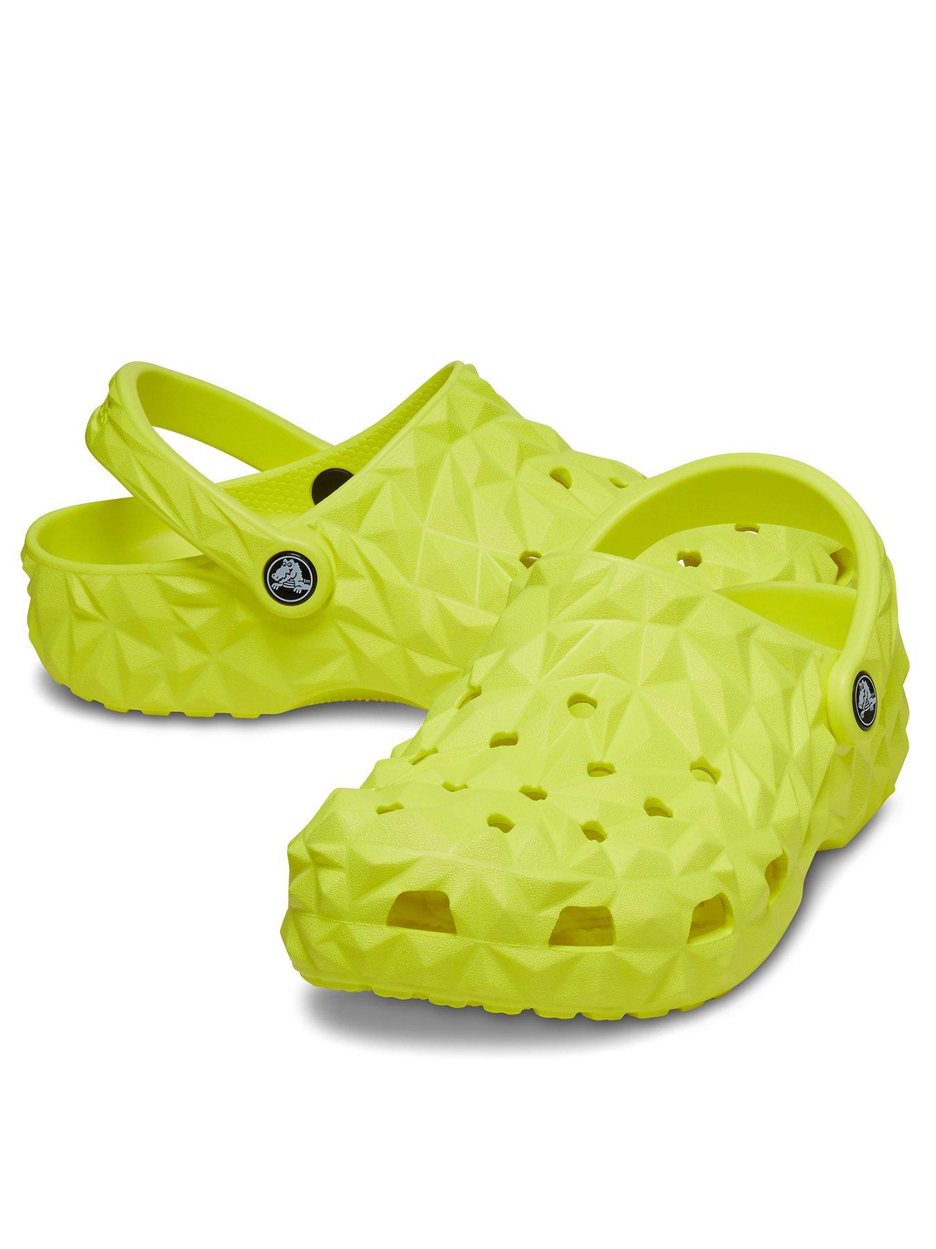 Crocs Crocs Classic Geometric Clog Acidity Yellow Very Ireland