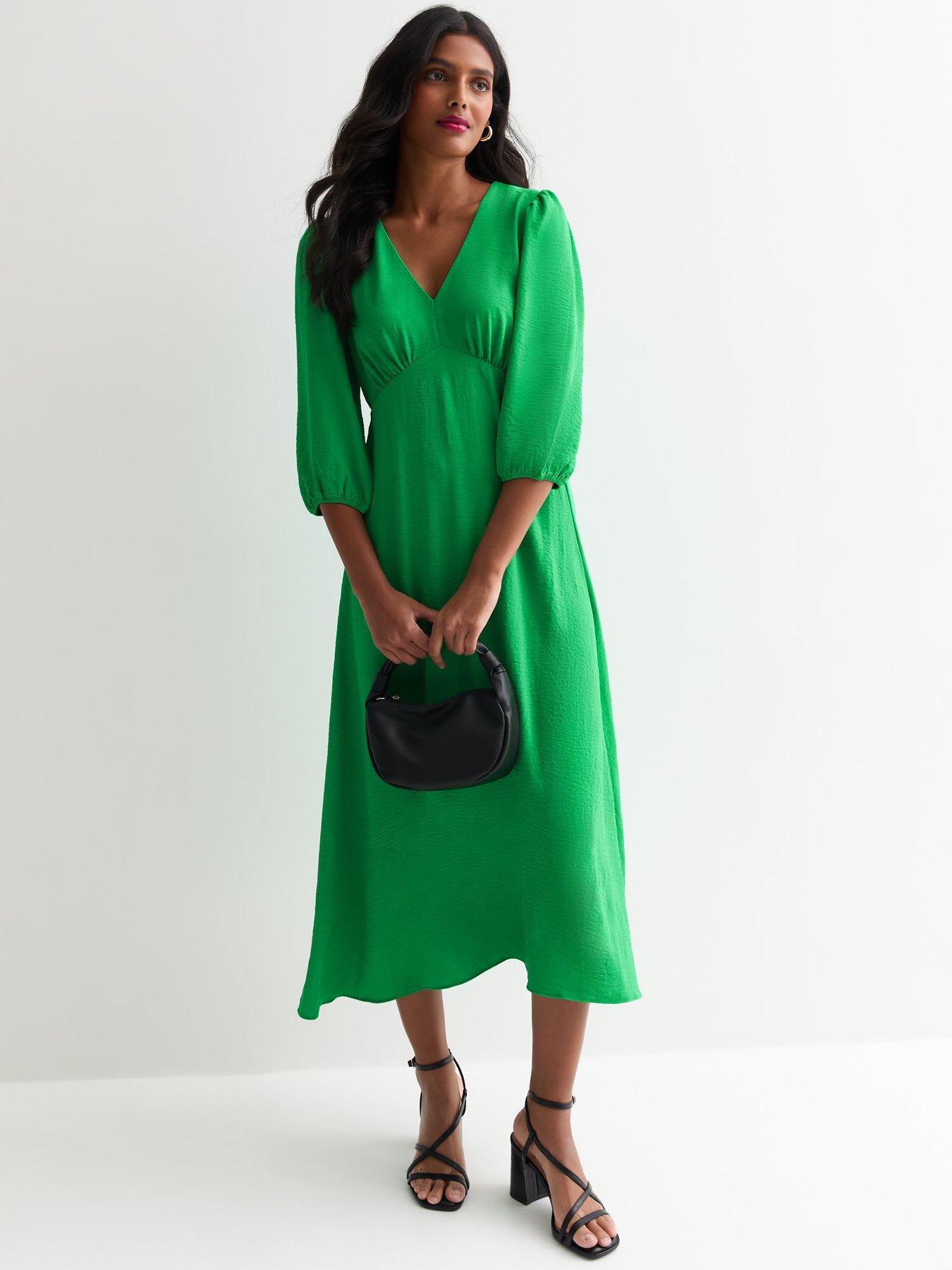 new-look-green-satin-v-neck-midi-dressback