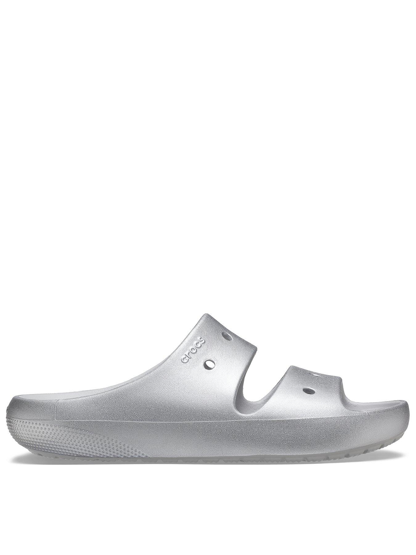 crocs-classic-metallic-sandal-v2-silver