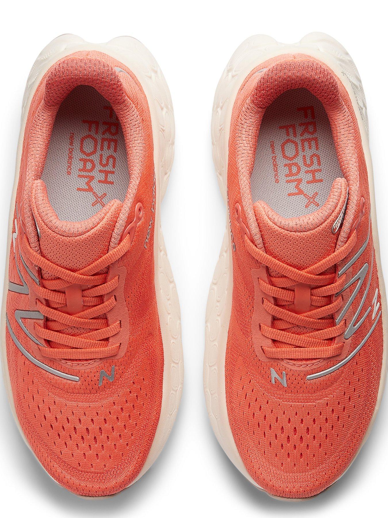 new-balance-womens-running-fresh-foam-x-more-v4-coraloutfit