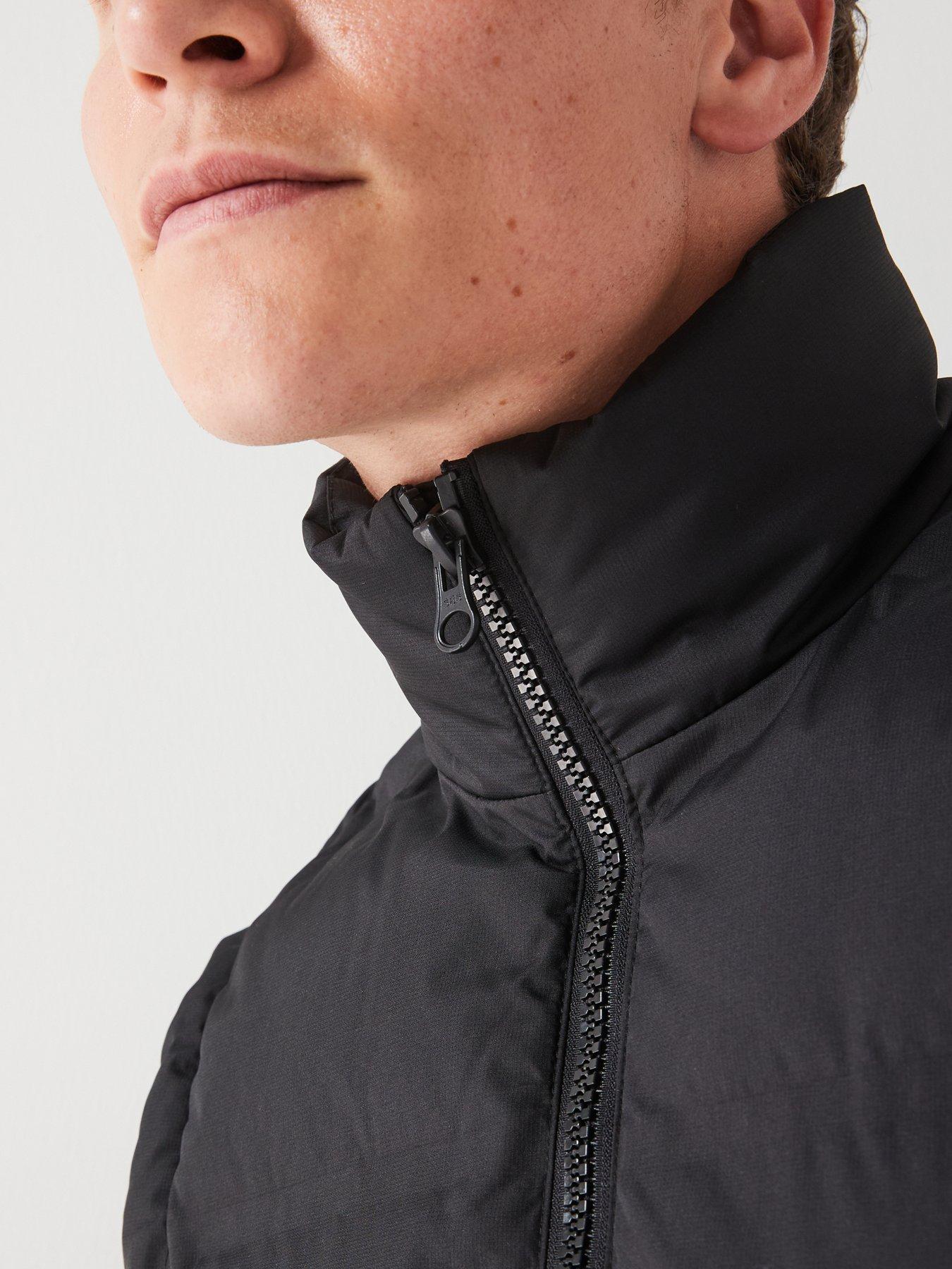 very-man-midweight-heatsealed-padded-gilet-blackdetail