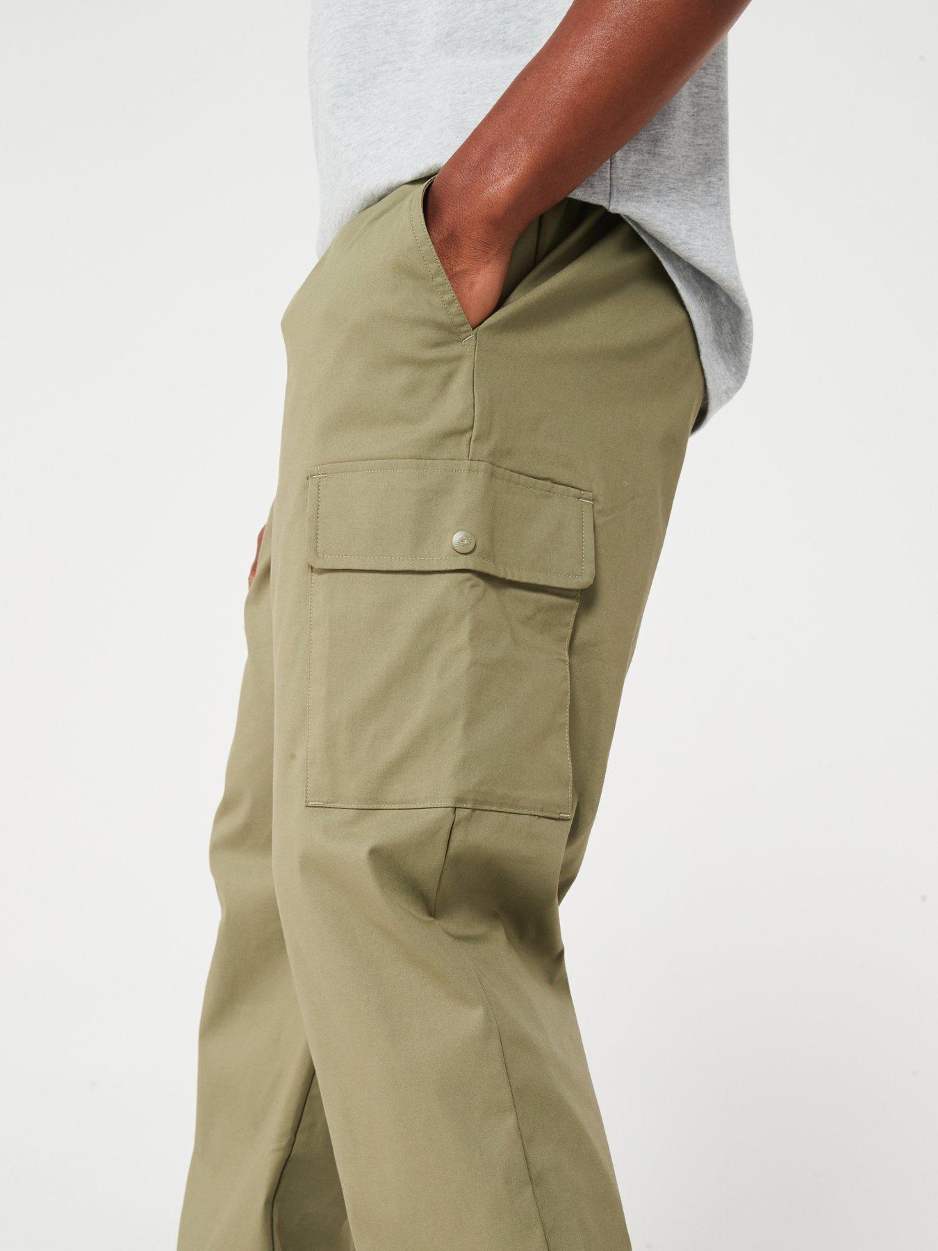 new-balance-mens-icon-twill-cargo-jogger-khakioutfit