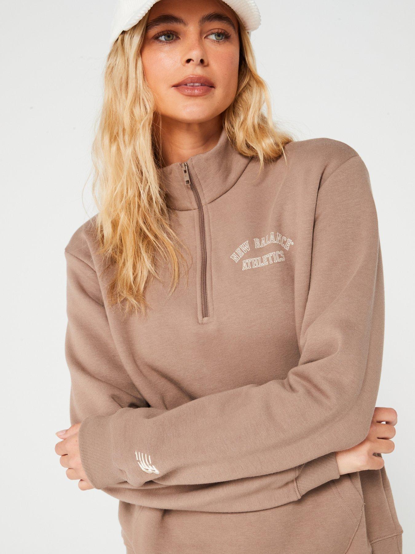 new-balance-womens-graphic-quarter-zip-brownoutfit