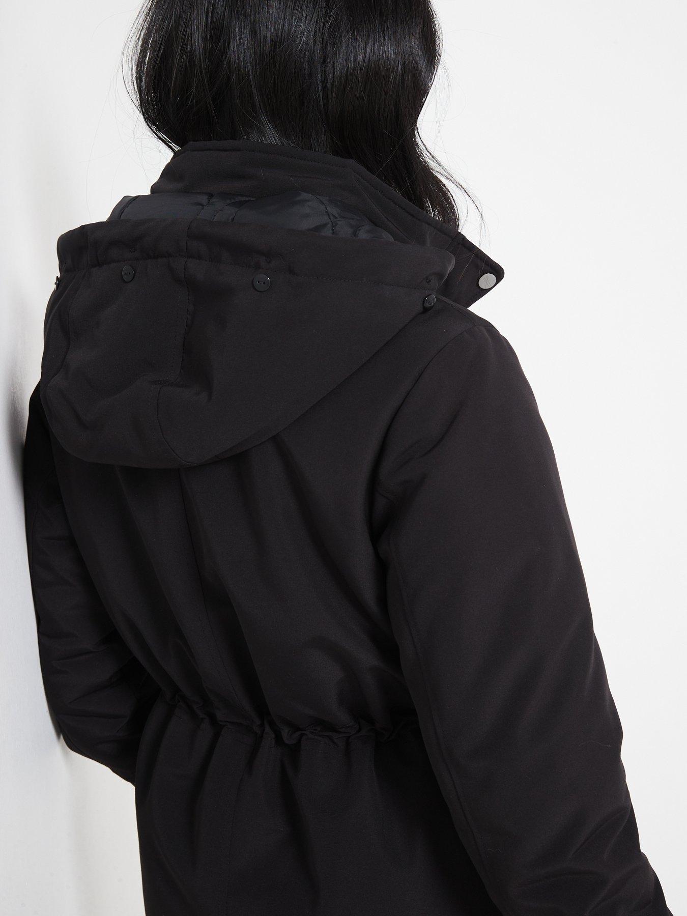 everyday-ultimate-parka-hooded-coat-blackoutfit